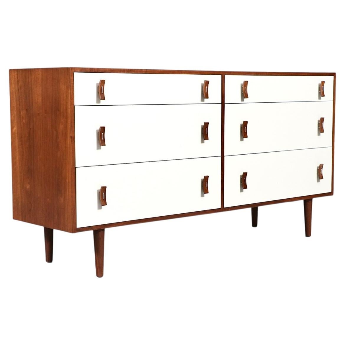 California Modern 6-Drawer Two-Tone Lacquered Dresser by Stanley Young For Sale