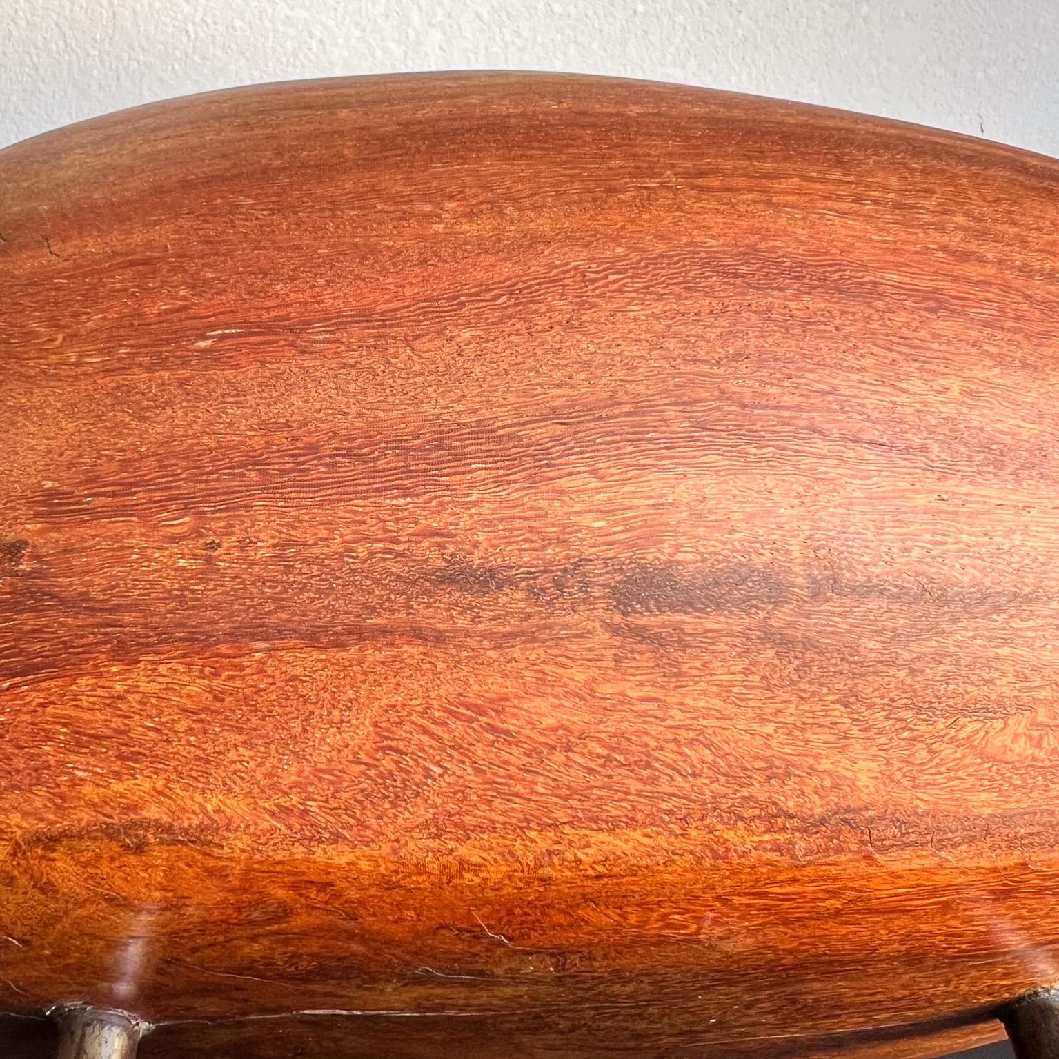Escultura de Mesa de Madera Exótica Moderna de California Forma Ovalada Orgánica en venta 5