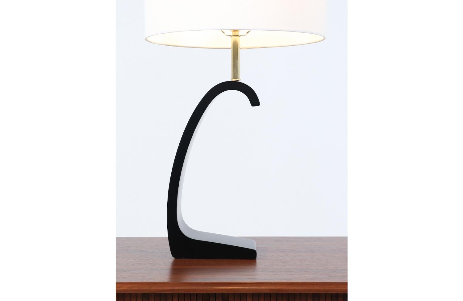 Mid-20th Century Expertly Restored -California Modern Sculpted Ebony Table Lamp by Modeline of CA For Sale