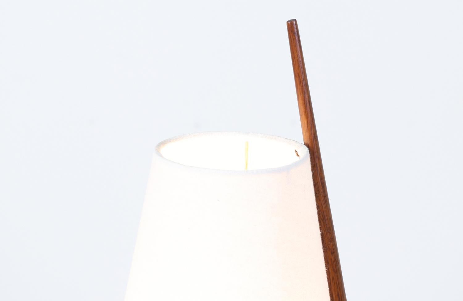 California Modern Sculpted Table Lamp by Modeline of CA 1