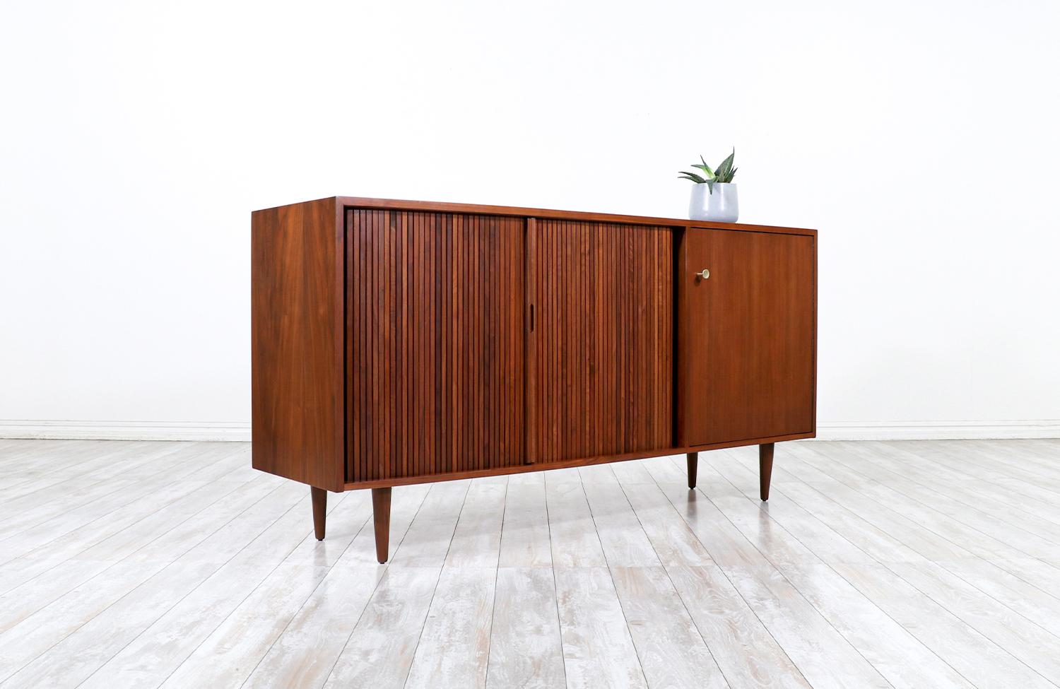 California Modern Walnut Tambour-Door Credenza by Milo Baughman In Excellent Condition In Los Angeles, CA