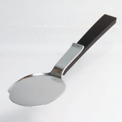 Servidor Town & Country de plata de ley y madera del modernista californiano Allan Adler