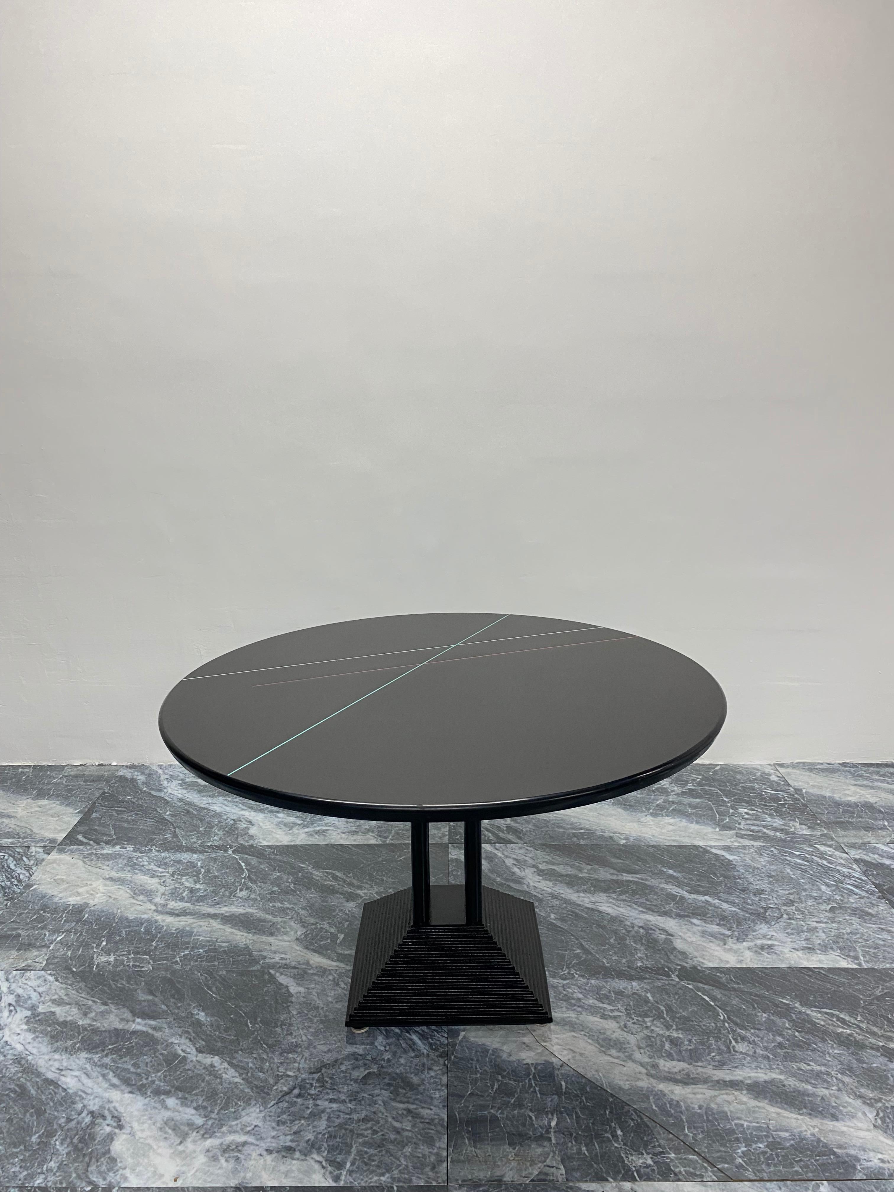 California Postmodern Round Dining Table with Color Lines by Peterson Design In Good Condition In Miami, FL
