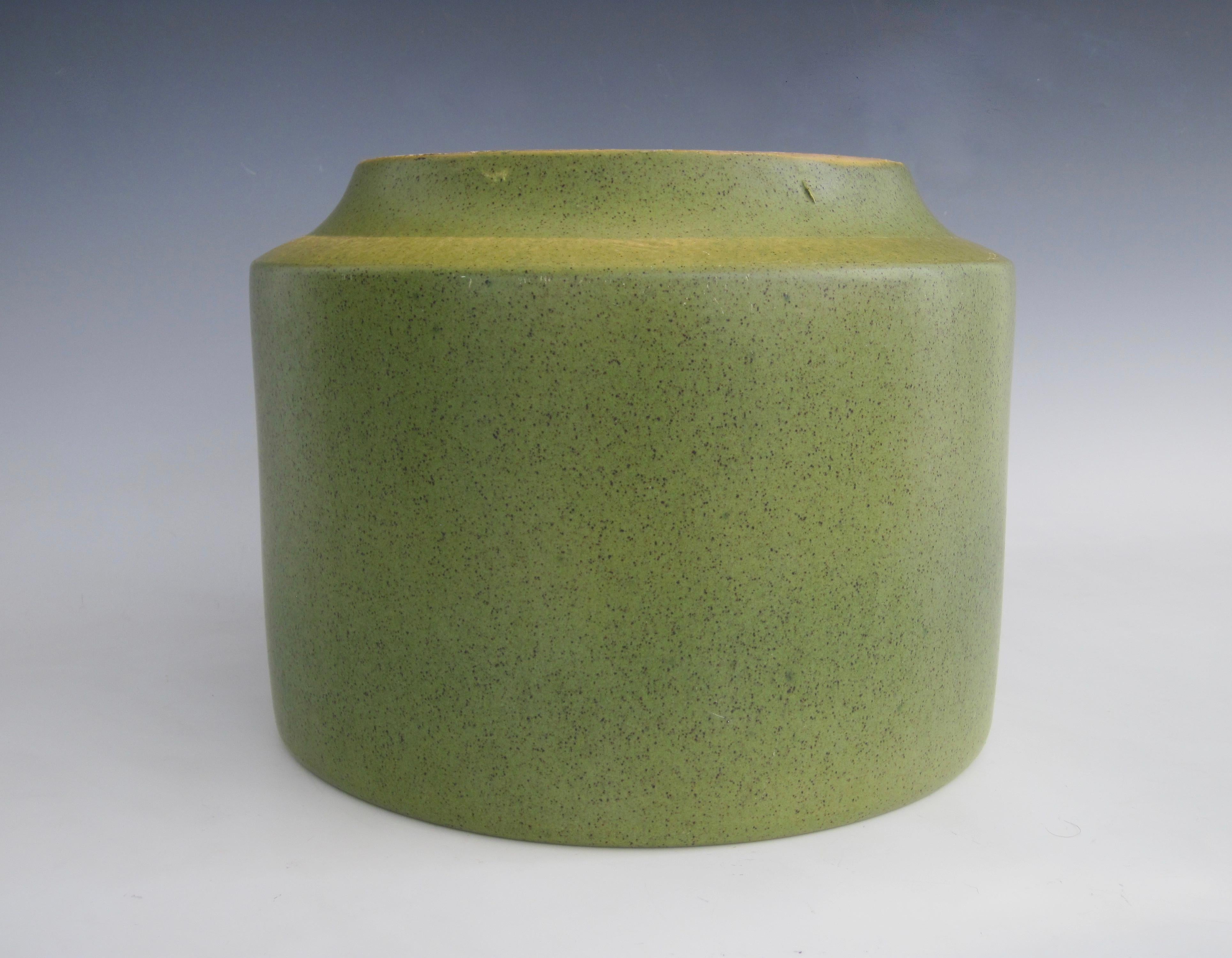 20th Century California Pottery Green Speckled Planter Pot