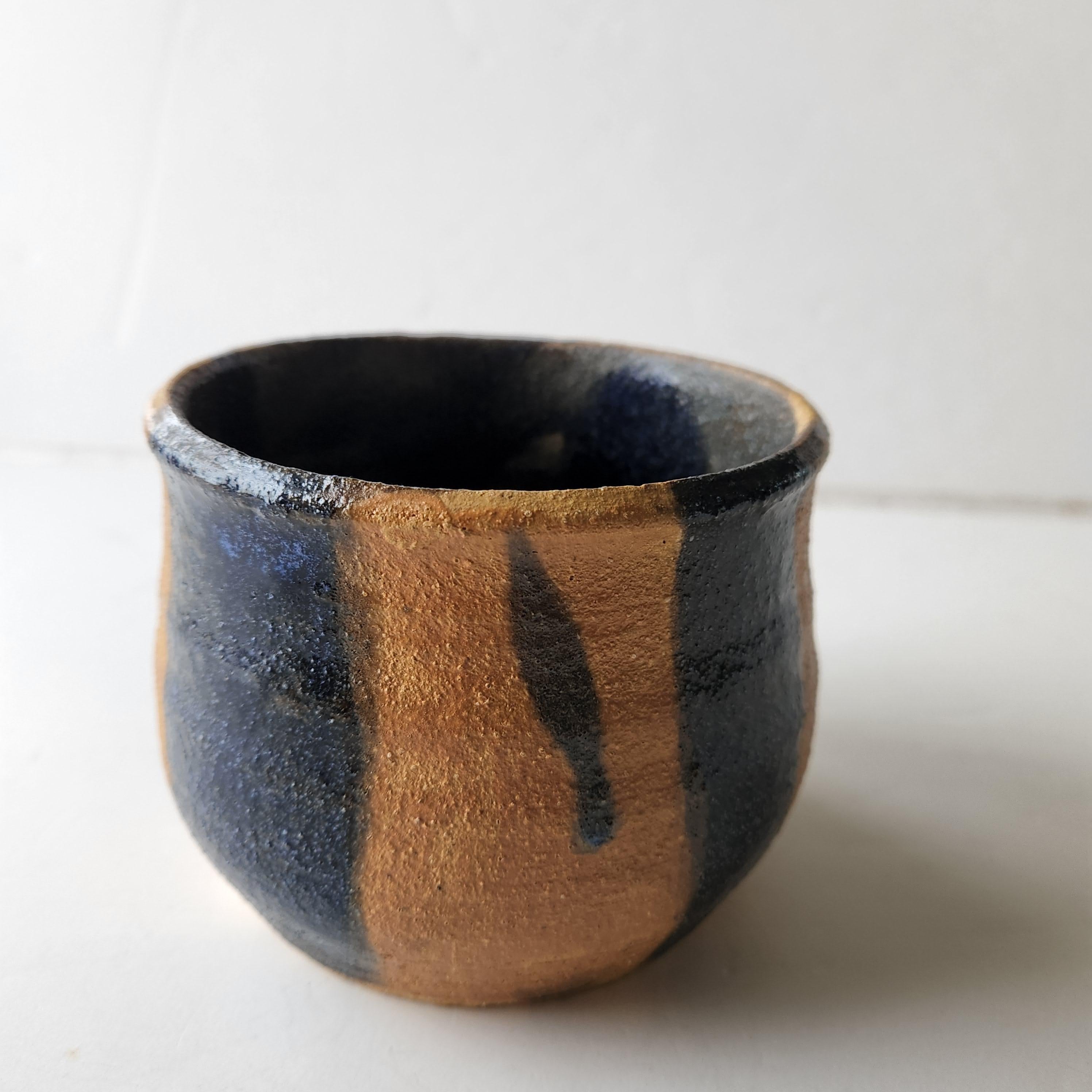 California Modern Stoneware Pottery Vase Deep Blue Glaze Swish 1982 For Sale