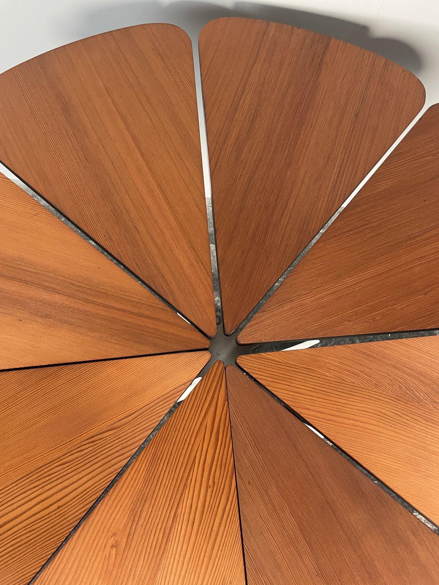 Mid-Century Modern Table de salle à manger Californie Petal de Richard Shultz pour Knoll en vente