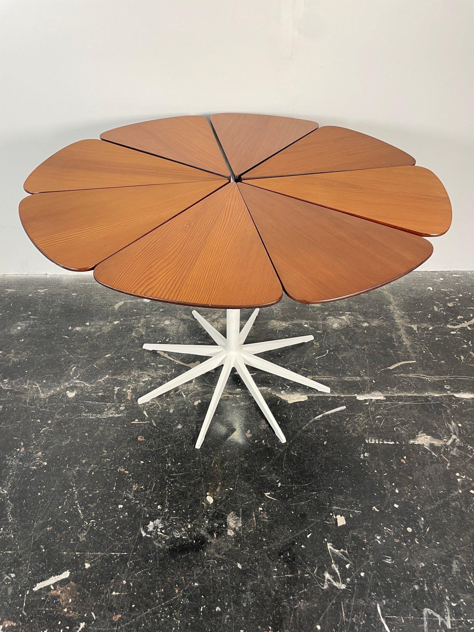 Table de salle à manger Californie Petal de Richard Shultz pour Knoll en vente 2