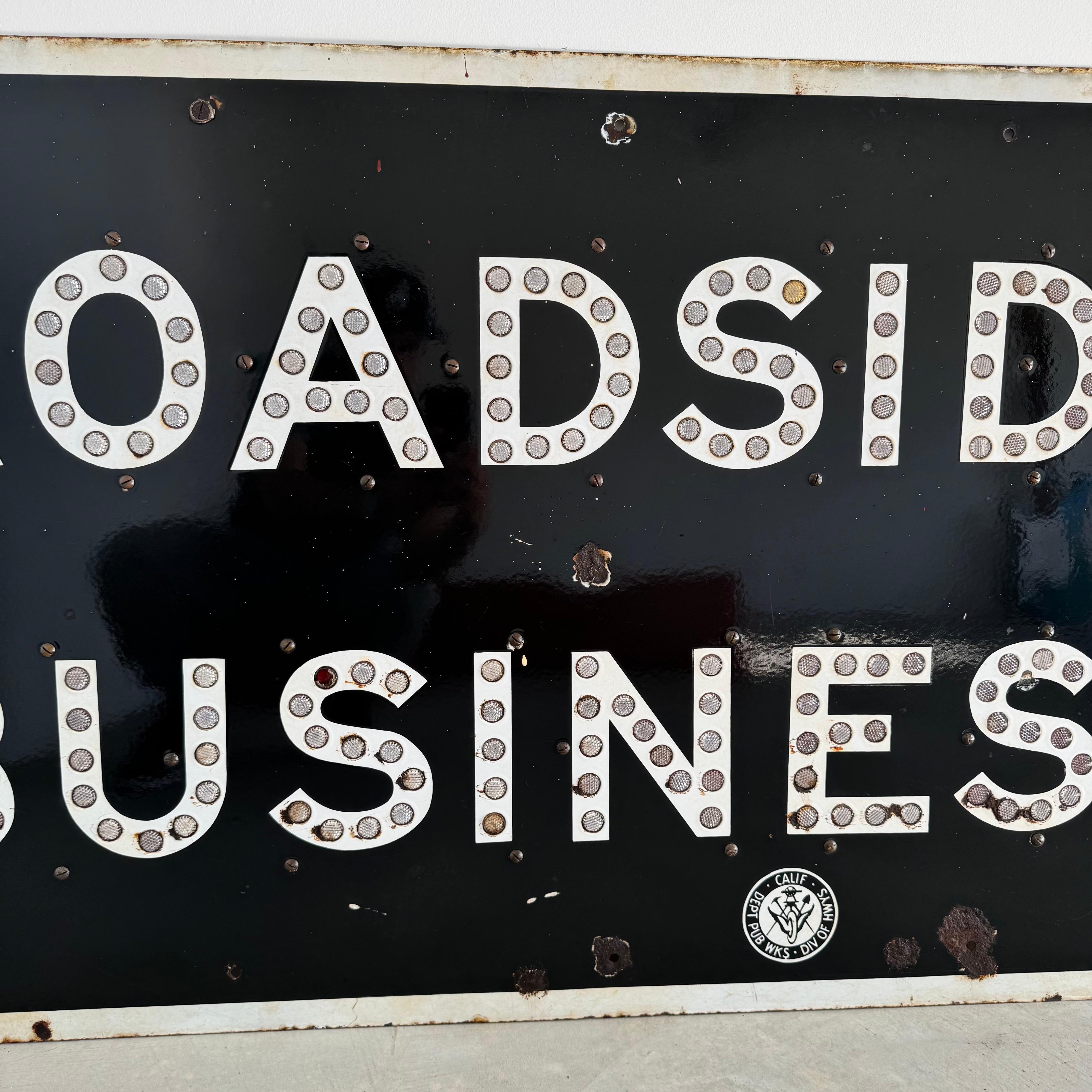 California ROADSIDE BUSINESS Freeway Sign, 1950s USA For Sale 3