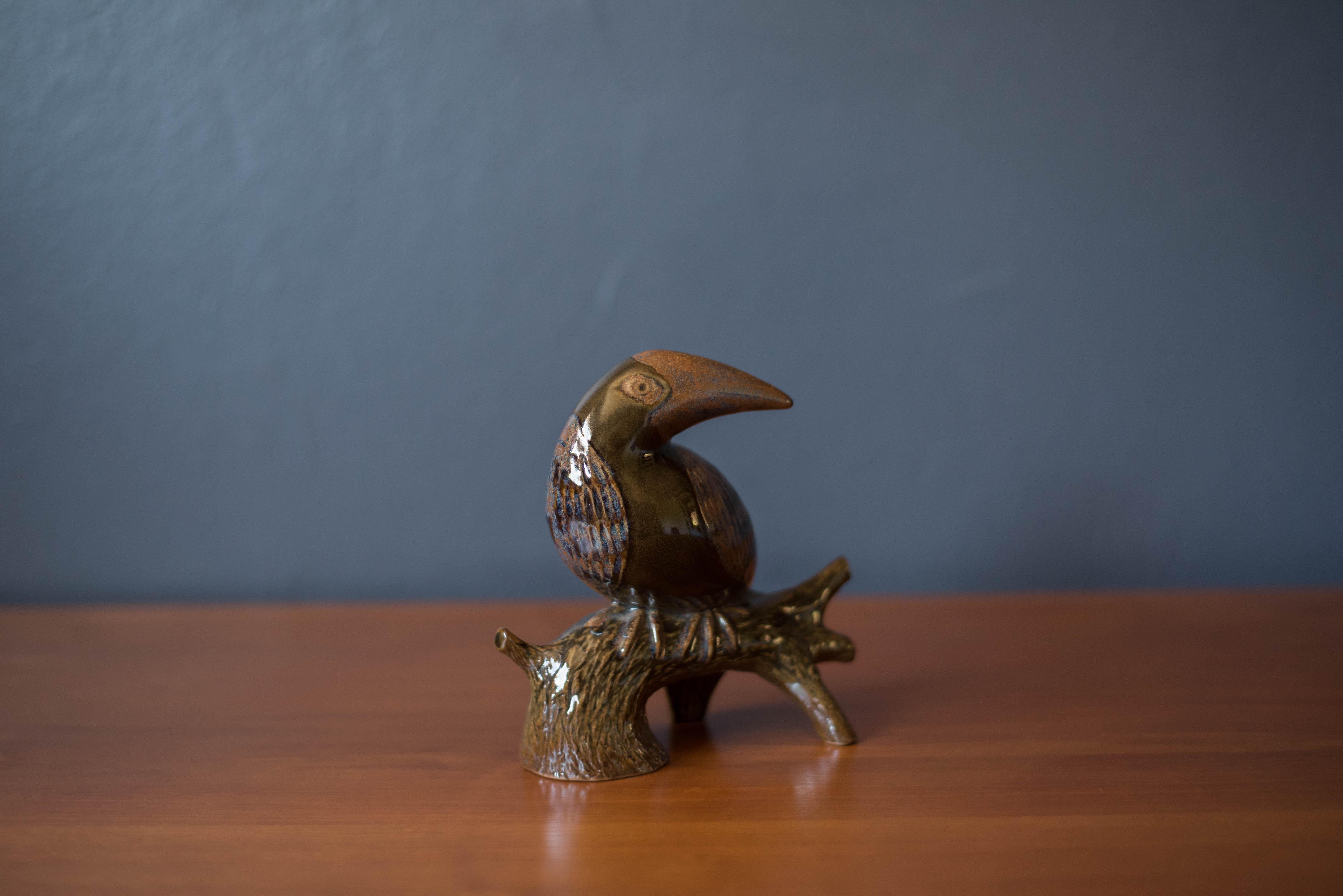 Vintage ceramic pottery stoneware zoo bird sculpture designed by Robert Maxwell circa 1960's in Venice, California. This slip-cast studio piece is reminiscent of a 