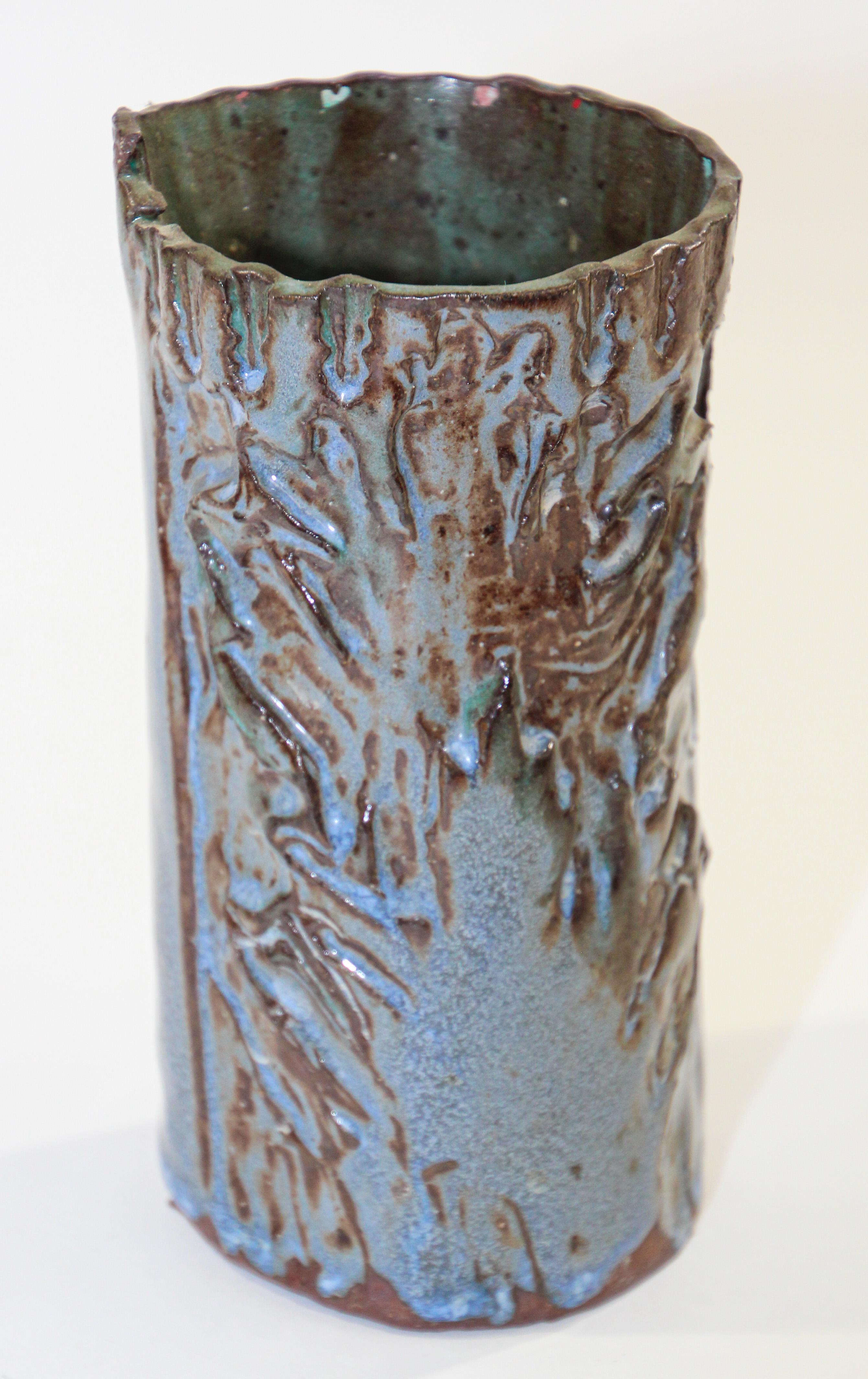 Kalifornien Studio Bio-Keramik-Gefäß-Bürstentopf-Vase (Volkskunst) im Angebot