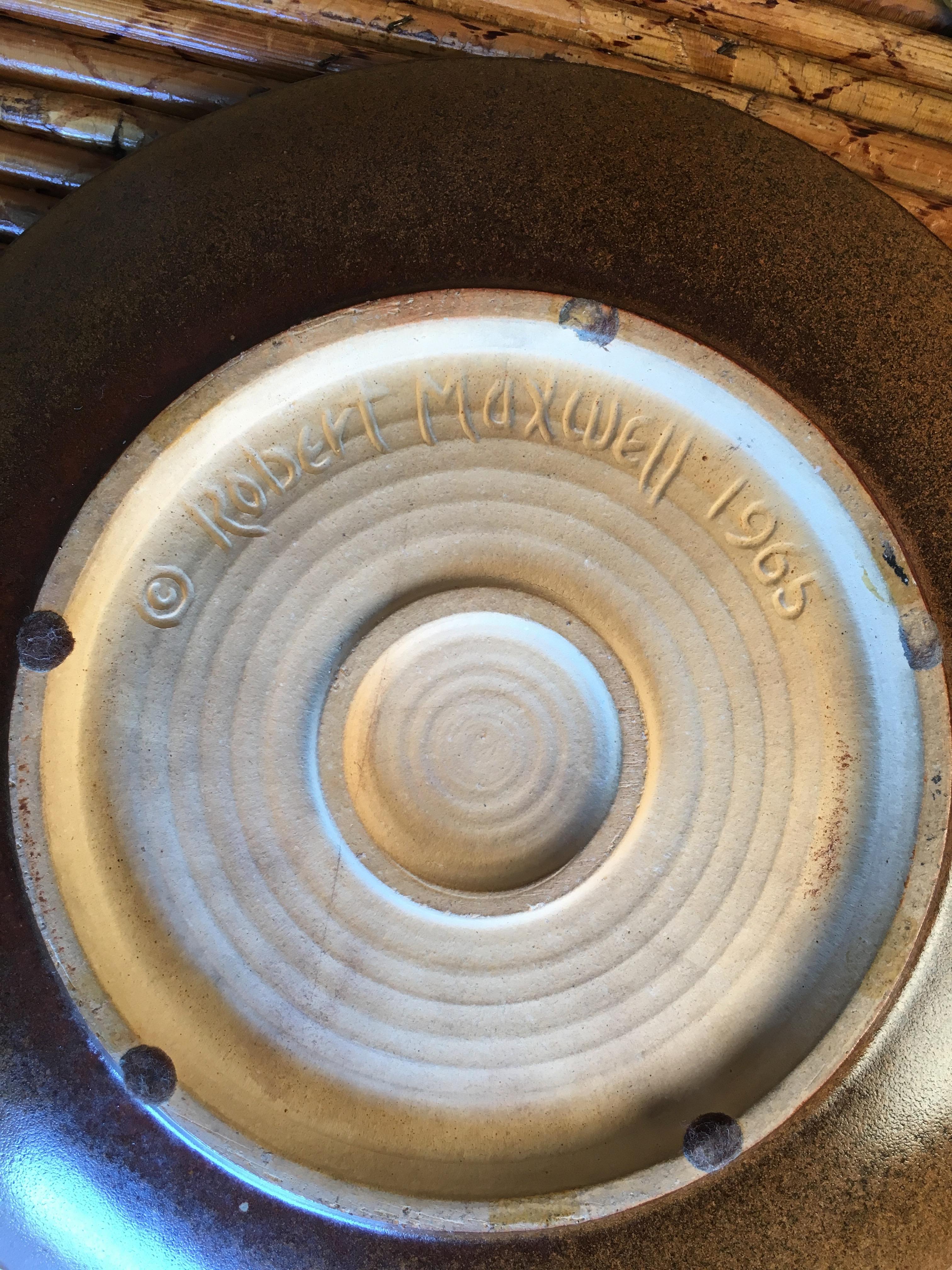 Hand-Crafted California Studio Pottery Ashtray by Robert Maxwell, 1965 For Sale