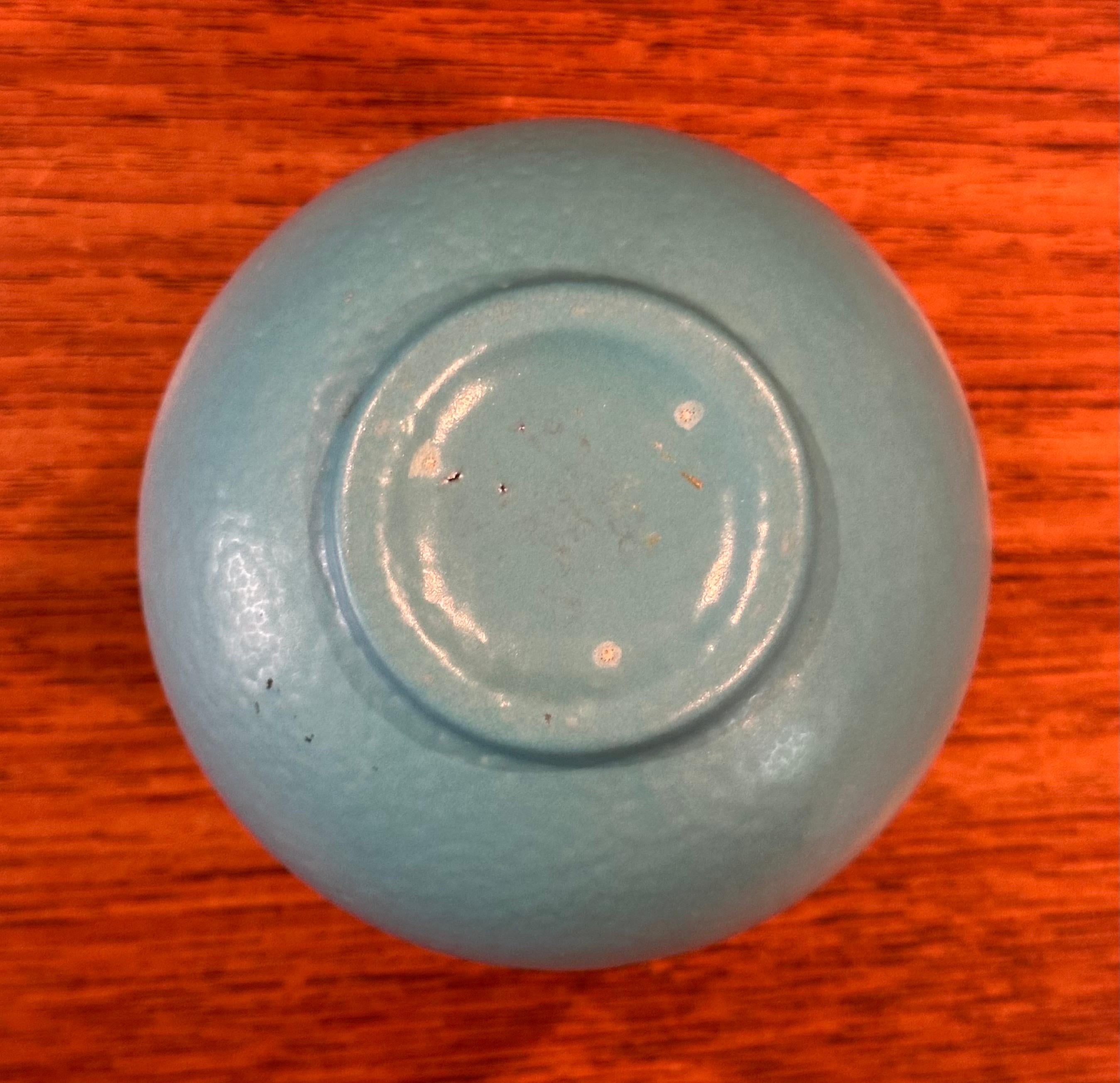 20th Century California Studio Pottery Blue and White Vase in the Style of Catalina Pottery For Sale