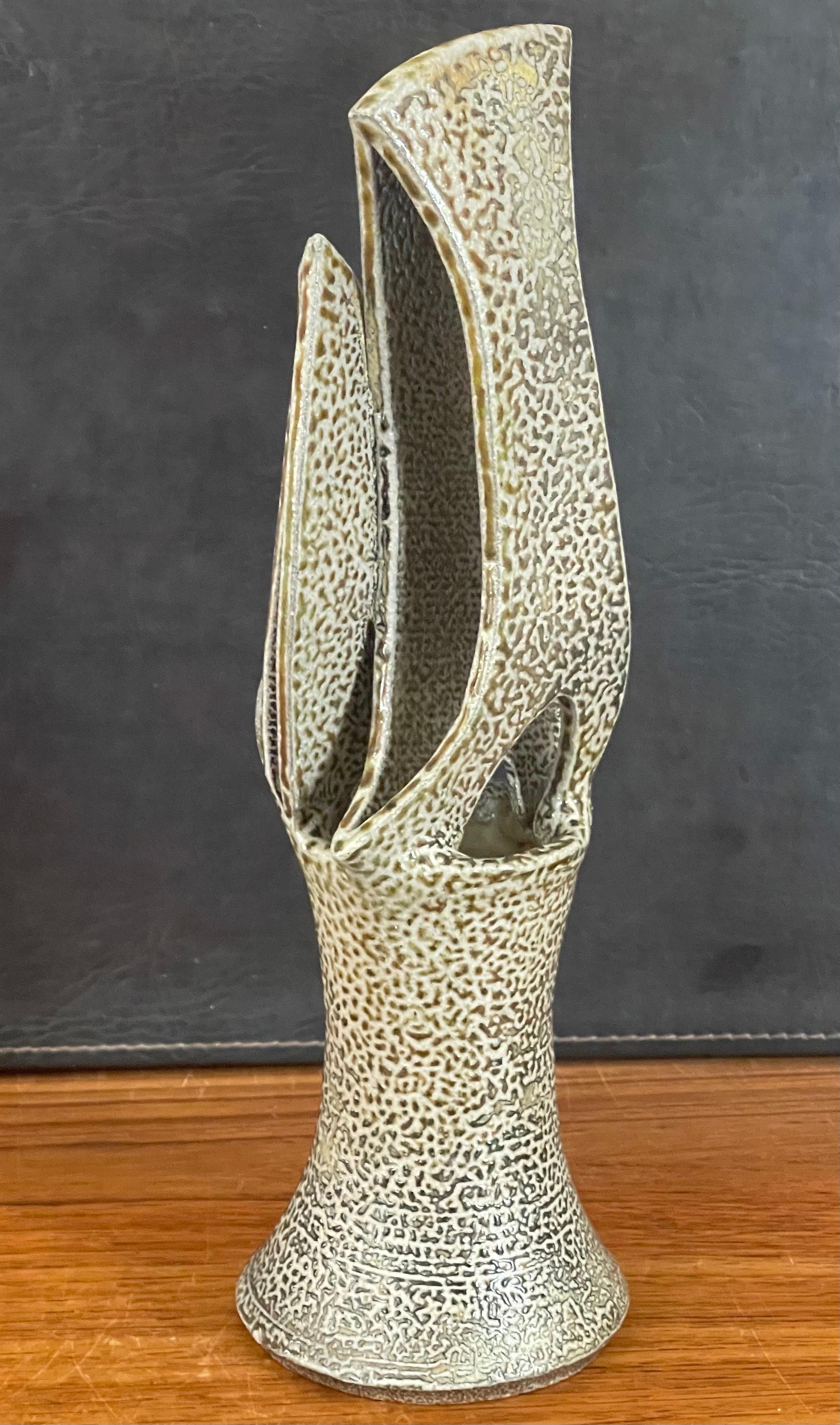 Américain Vase Ikebana de California Studio Pottery en vente