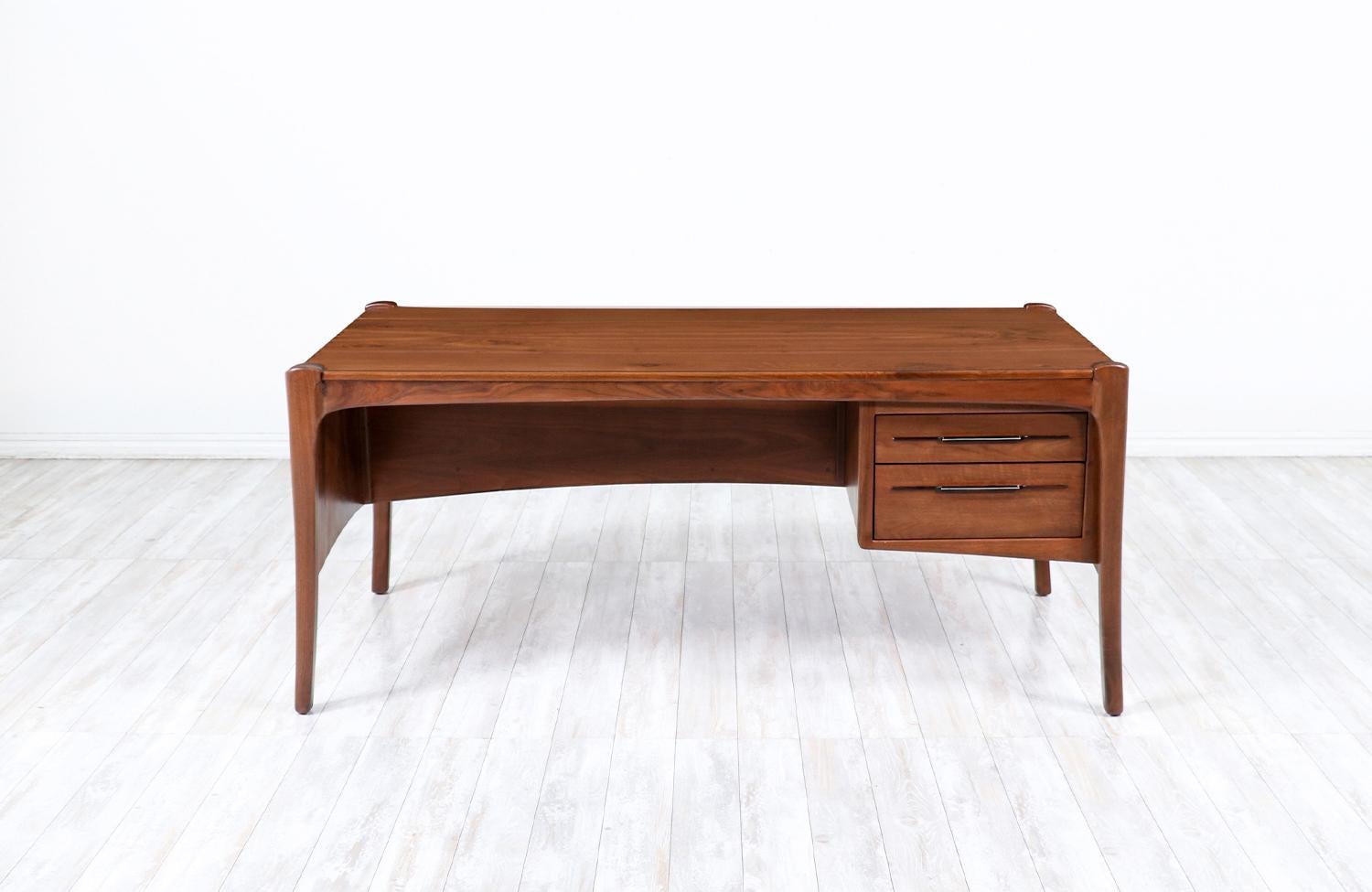American California Studio Sculpted Walnut Executive Desk by Anthony Khan For Sale