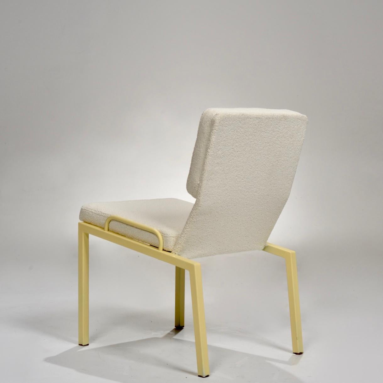 20th Century Californian Modern Dining Chairs in White Boucle Upholstery For Sale
