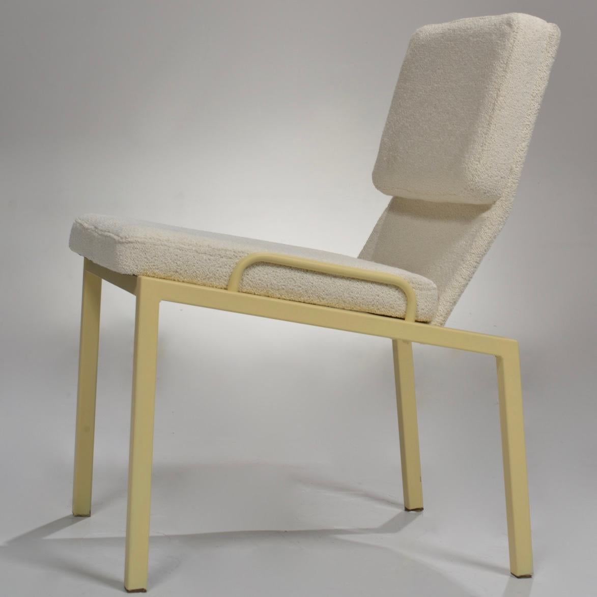 Steel Californian Modern Dining Chairs in White Boucle Upholstery For Sale