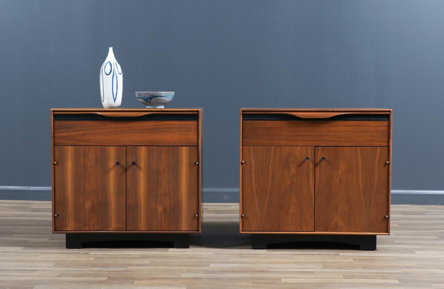 ________________________________________

Transforming a piece of Mid-Century Modern furniture is like bringing history back to life, and we take this journey with passion and precision. With over 17 years of artisanal expertise, our Los Angeles