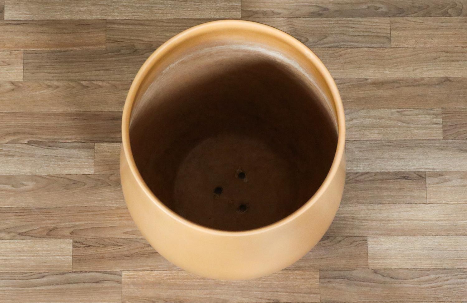 Maceta de mostaza Californian Pro Artisan de David Cressey y Raul Coronel mediados del siglo XX en venta