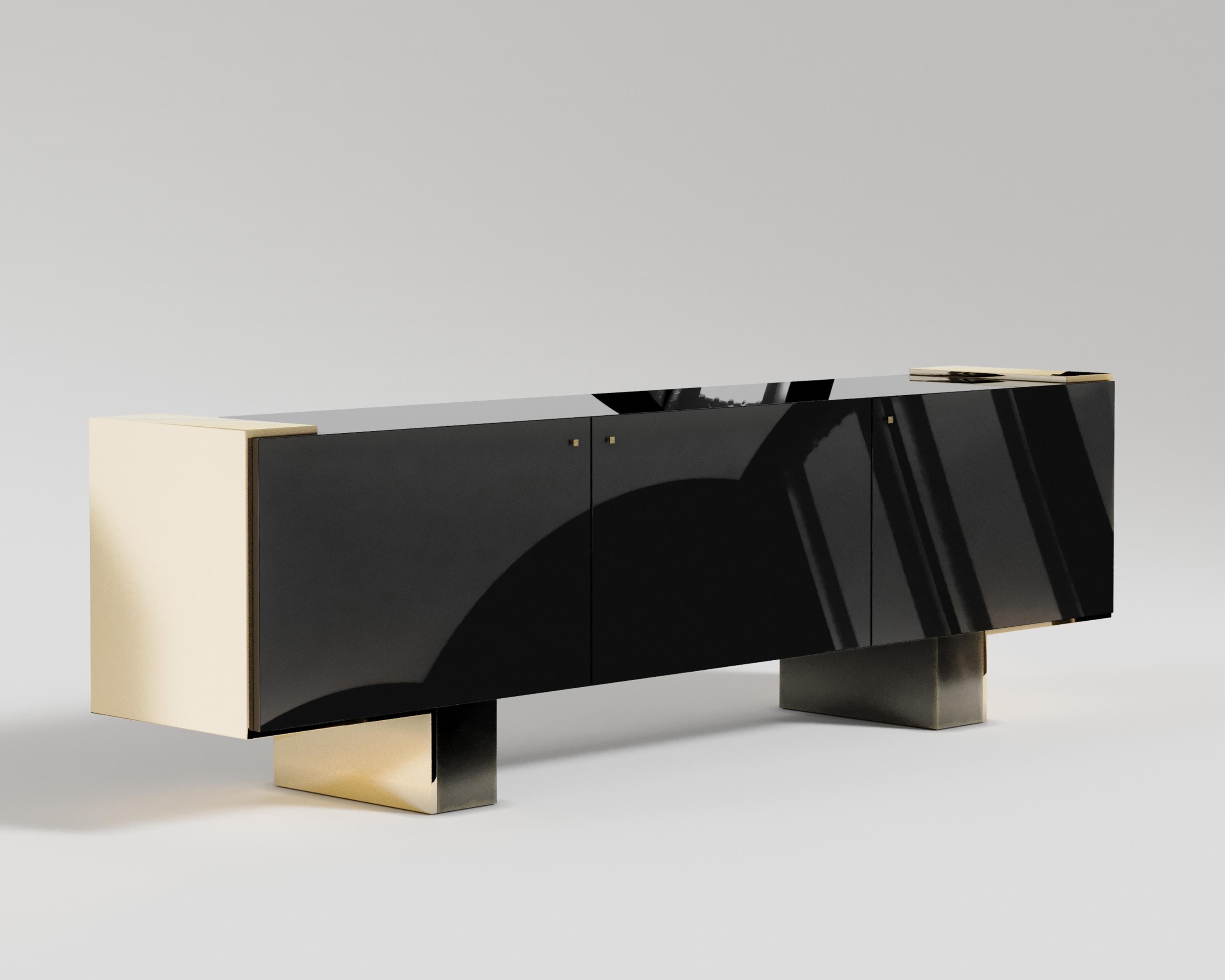 Turkish Câline Console Table in Piano Black and Polished Bronze  For Sale