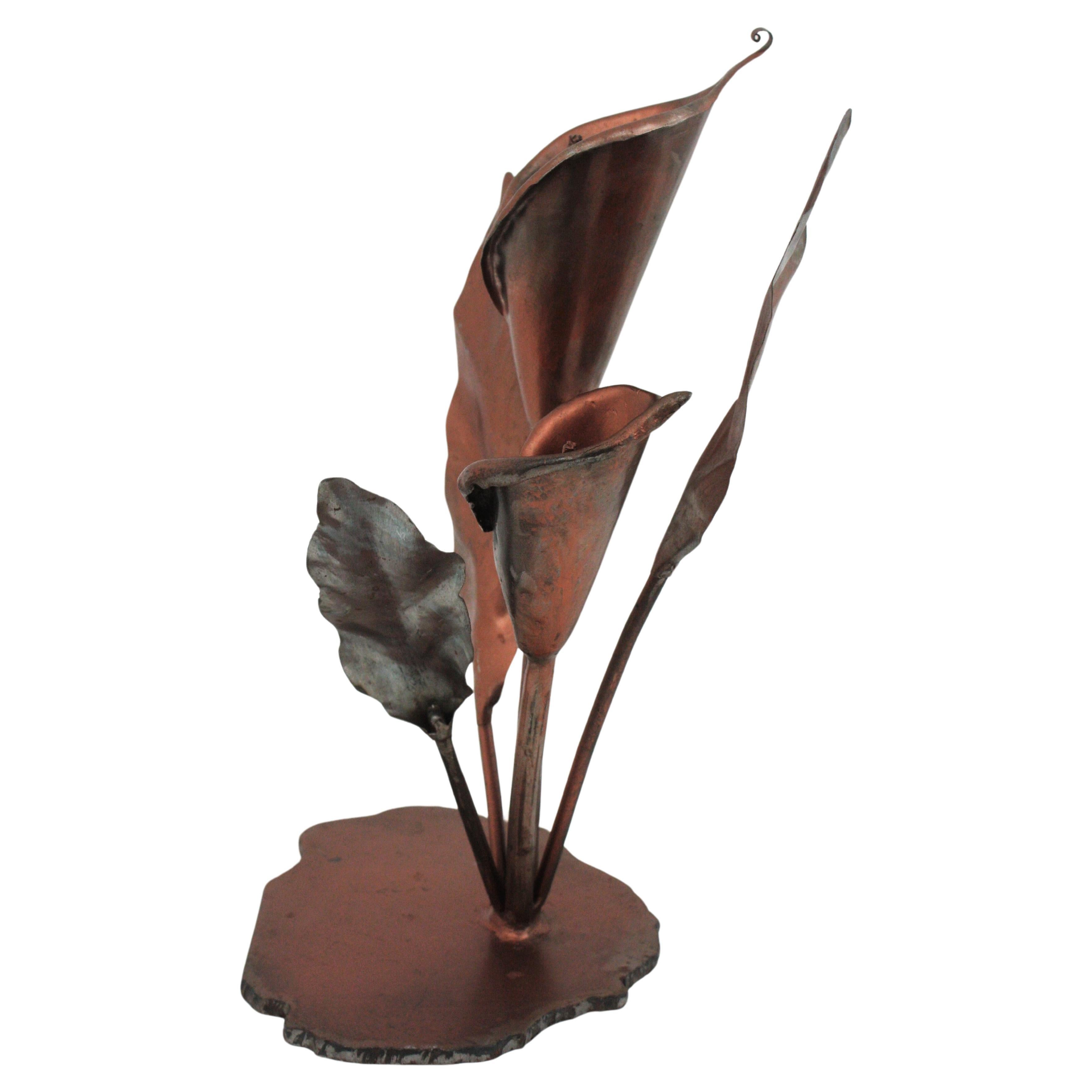 Calla Lily Foliage Flower Sculpure or Paperweight in Copper Metal For Sale 1