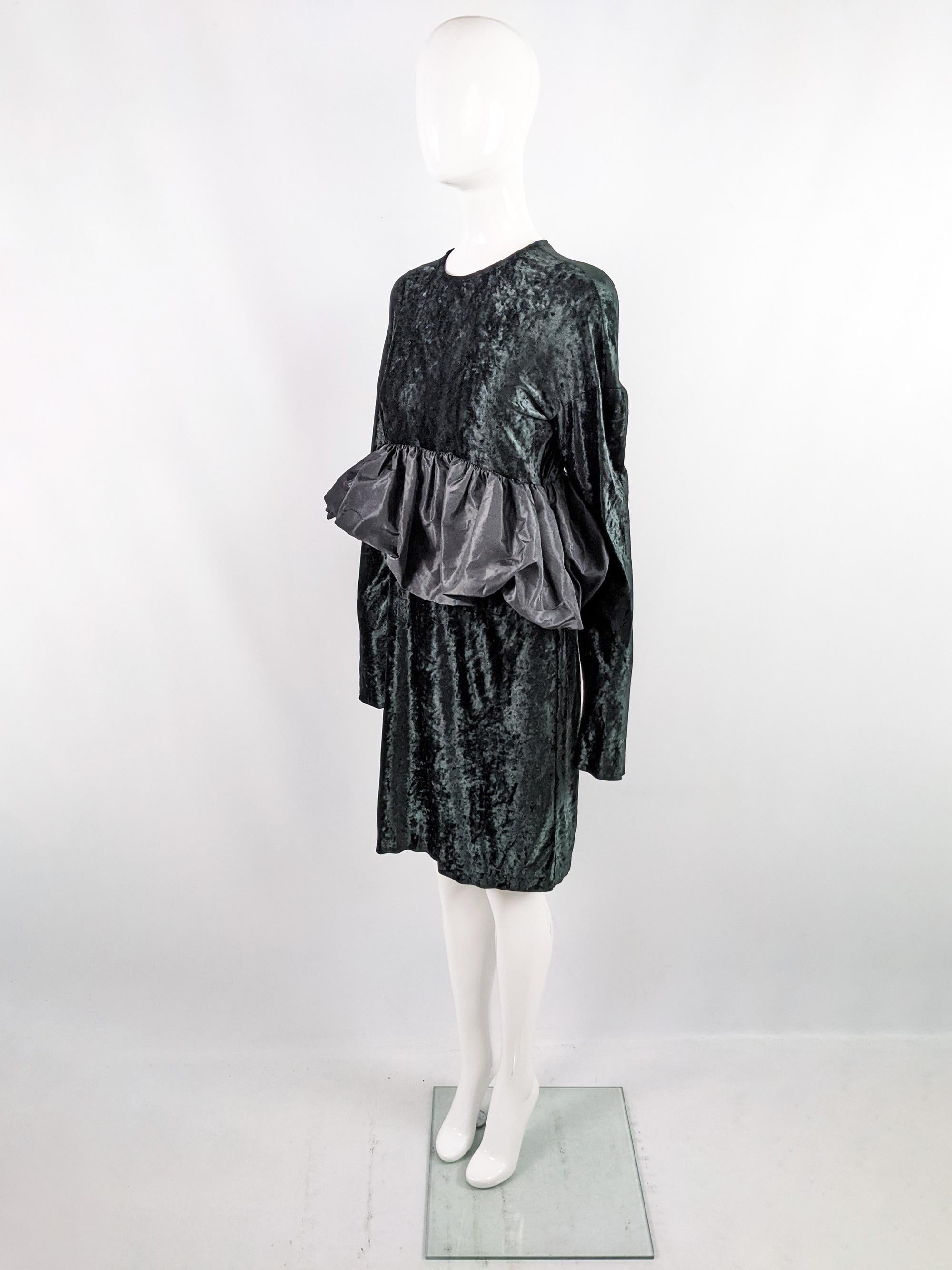 Callaghan by Romeo Gigli Darkest Green & Black Velvet Dress with Taffeta Peplum In Excellent Condition In Doncaster, South Yorkshire