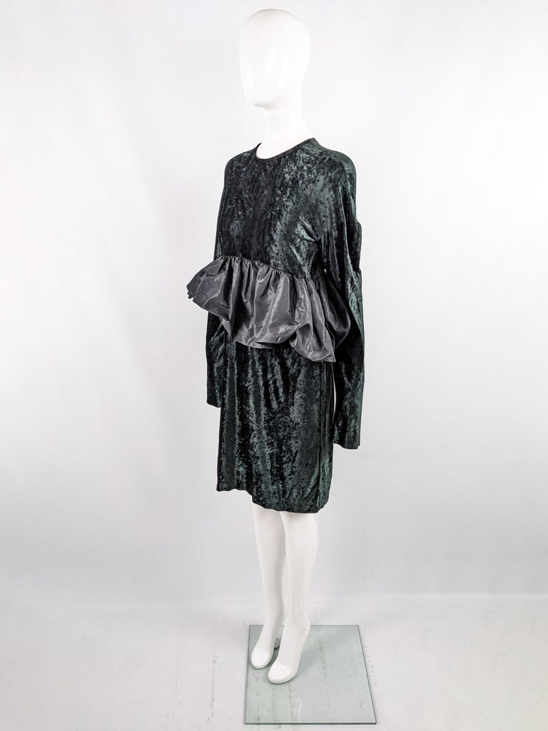 Women's Callaghan by Romeo Gigli Darkest Green & Black Velvet Dress with Taffeta Peplum For Sale