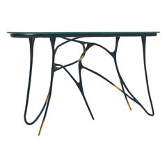 Consolle scolpita calligrafica in ottone verniciato nero di Misaya