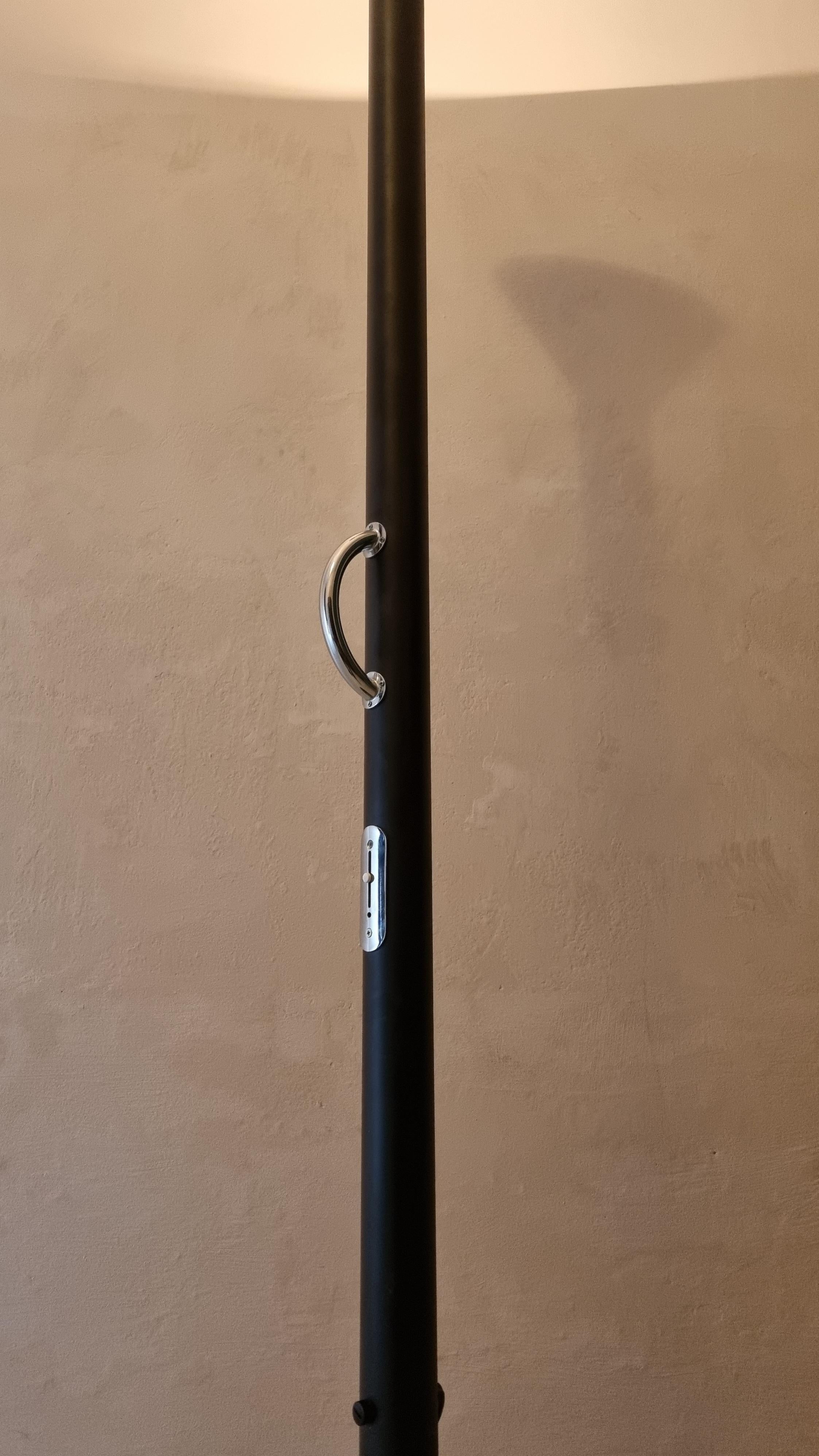 Callimaco Limitierte Auflage Schwarze Version von Ettore Sottsass für Artemide, 1982 (Italienisch) im Angebot