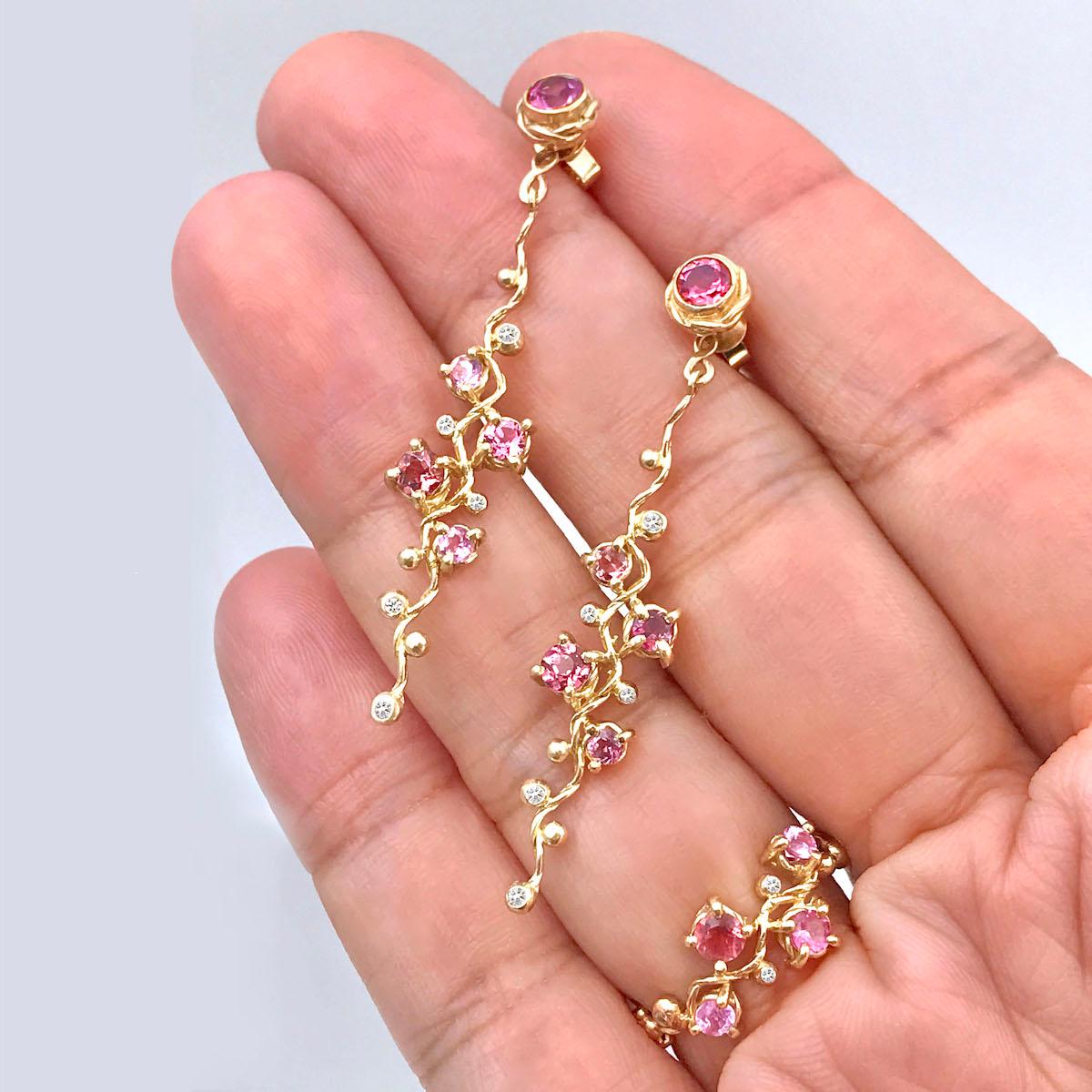 Calliope Pink Spinel and Diamond Twist Vine Detachable Earrings 18 Karat In New Condition For Sale In Paterson, NJ