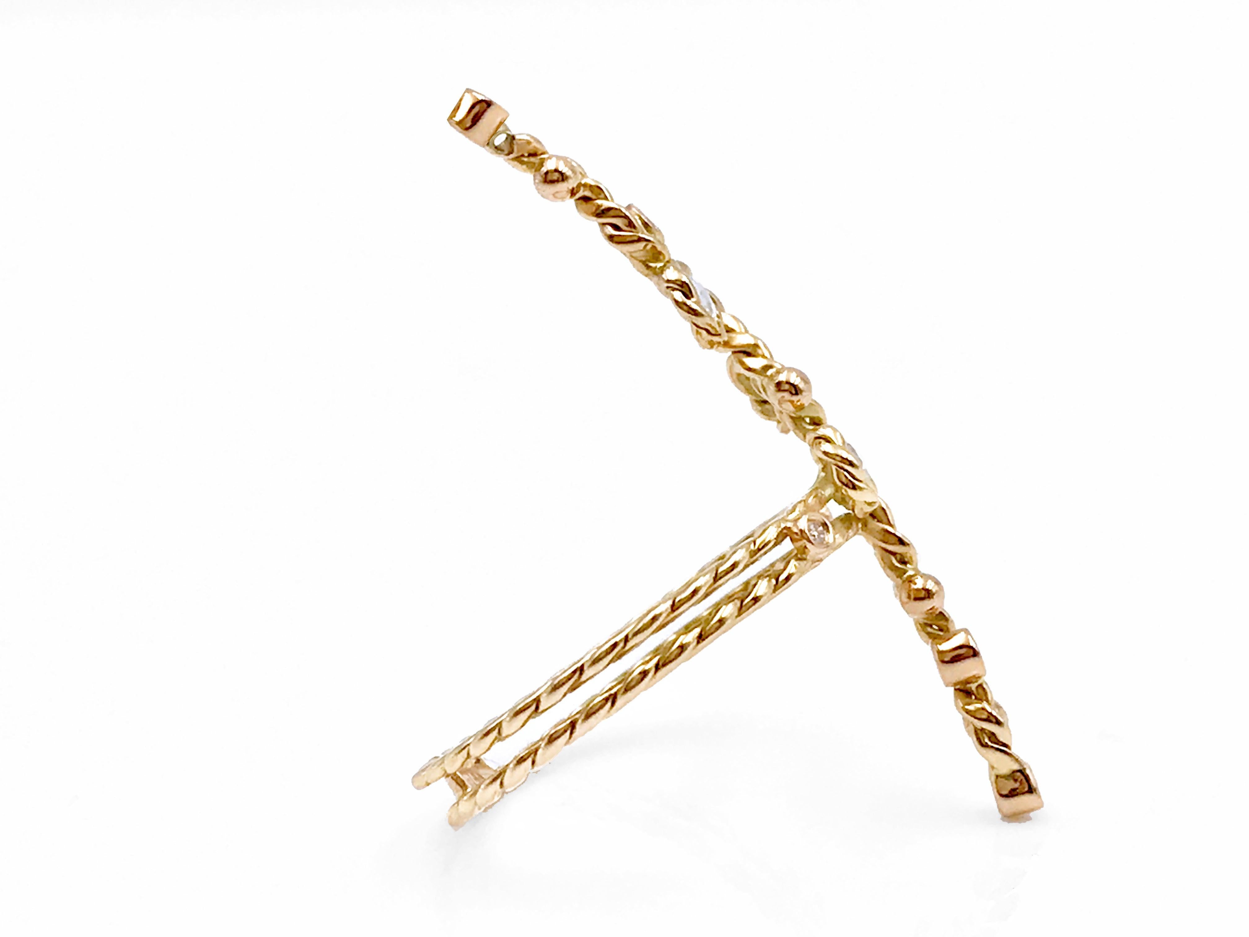 For Sale:  Calliope Rose Cut Diamond Vertical Wavy Bar Ring in 18k Gold 6