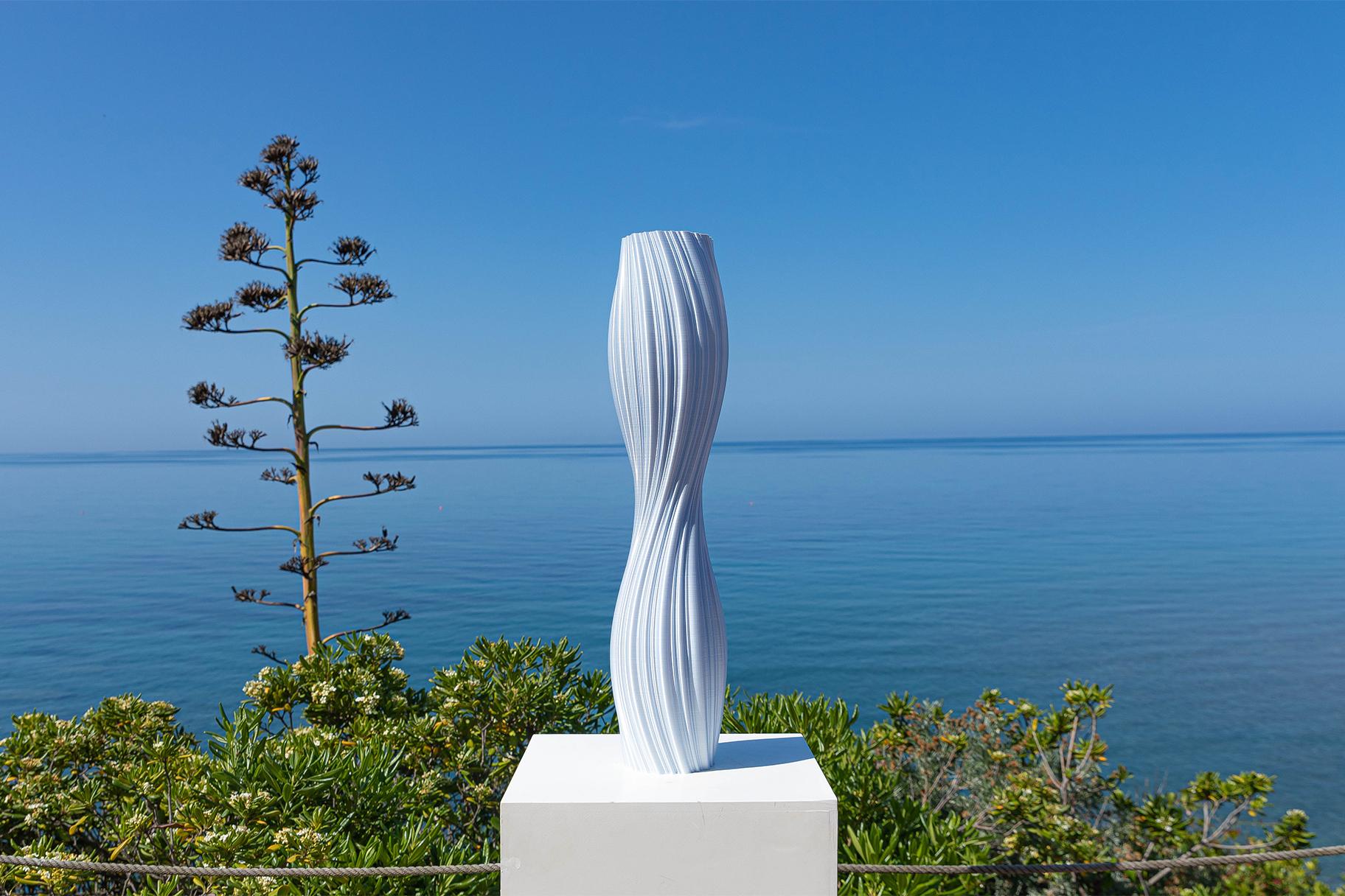 Calliope, White Contemporary Sustainable Vase-Sculpture For Sale 3
