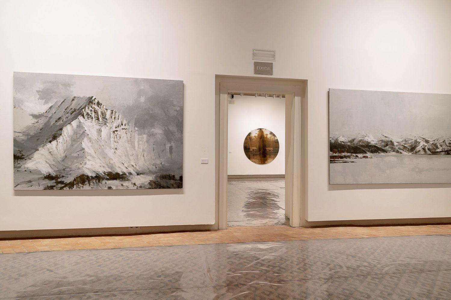 Benasque 1 by Calo Carratalá - Landscape painting, snowy mountain, winter, grey For Sale 3