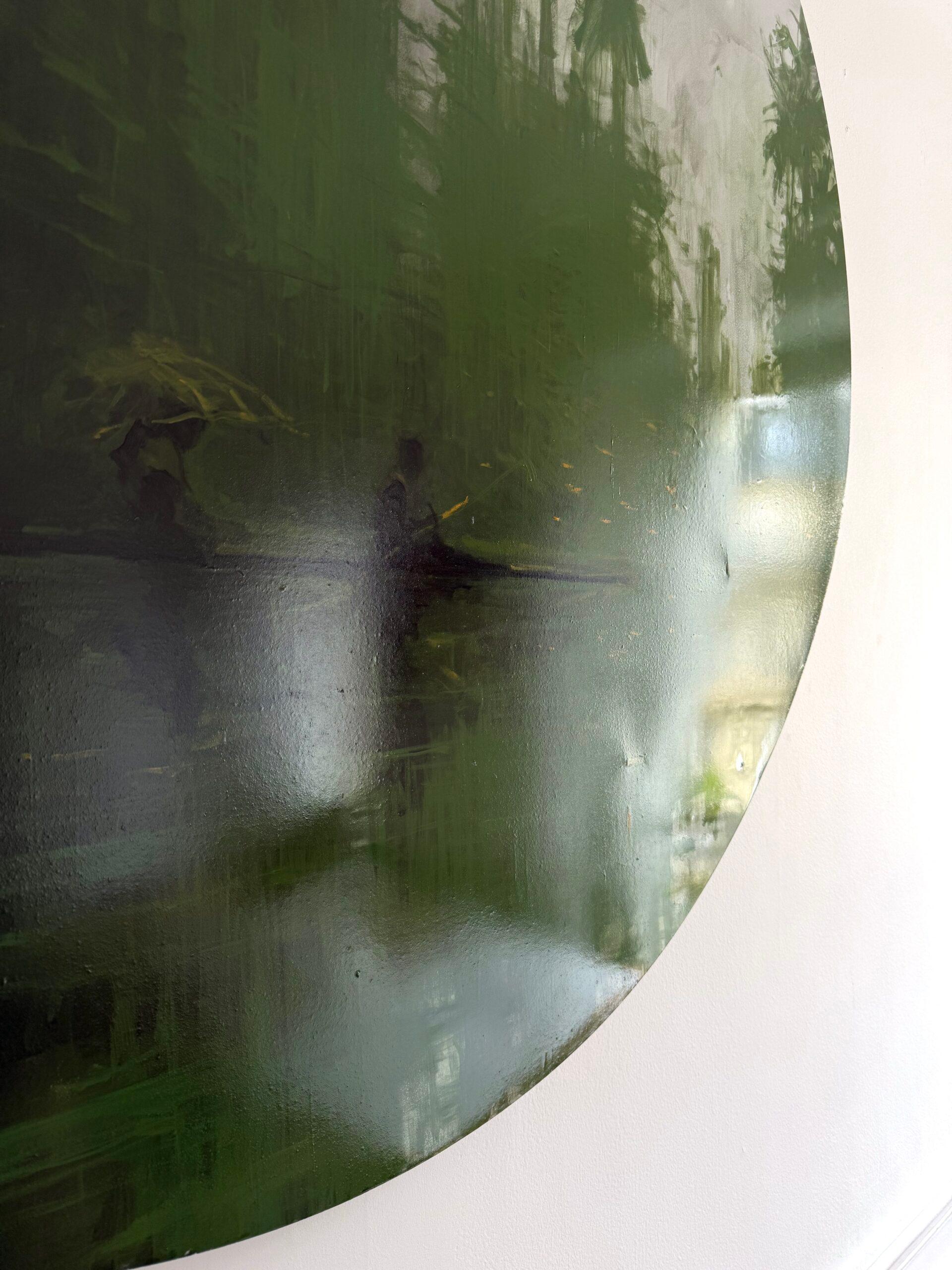 Green Iron Jungles N7 by Calo Carratalá - Tondo painting, landscape, green, tree im Angebot 4