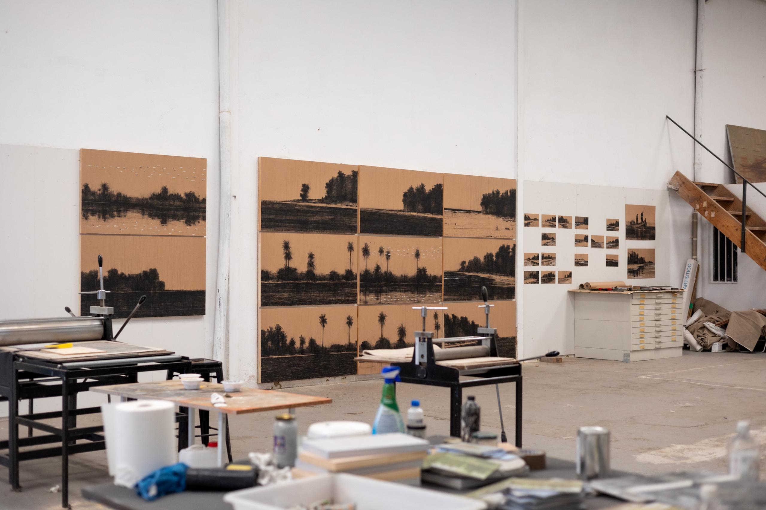 Mangroves in Casamance No.3 by Calo Carratalá - Senegal landscape painting im Angebot 2