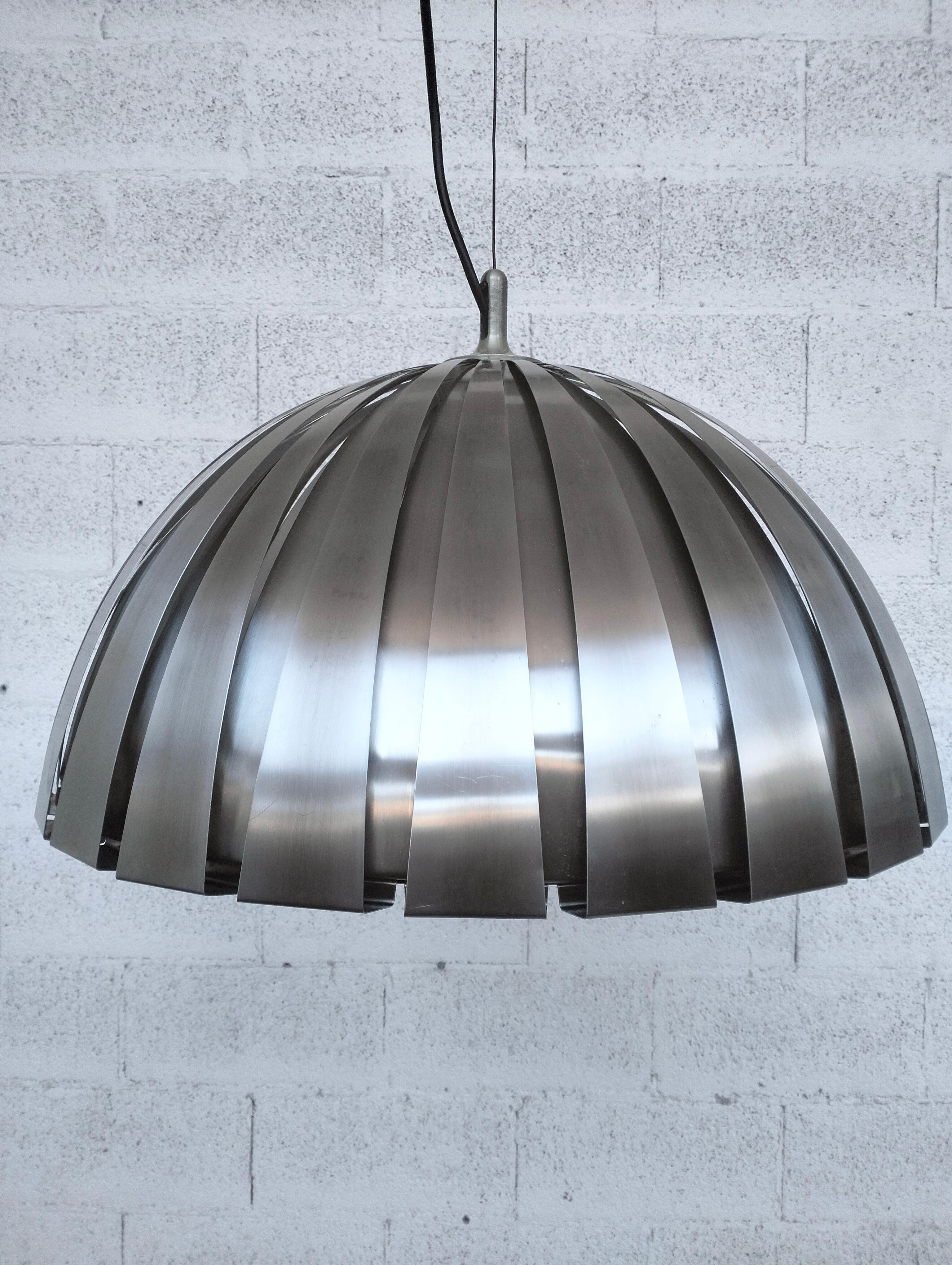Calotta steel pendant lamp chandelier by Elio Martinelli for Martinelli Luce 60s For Sale 3