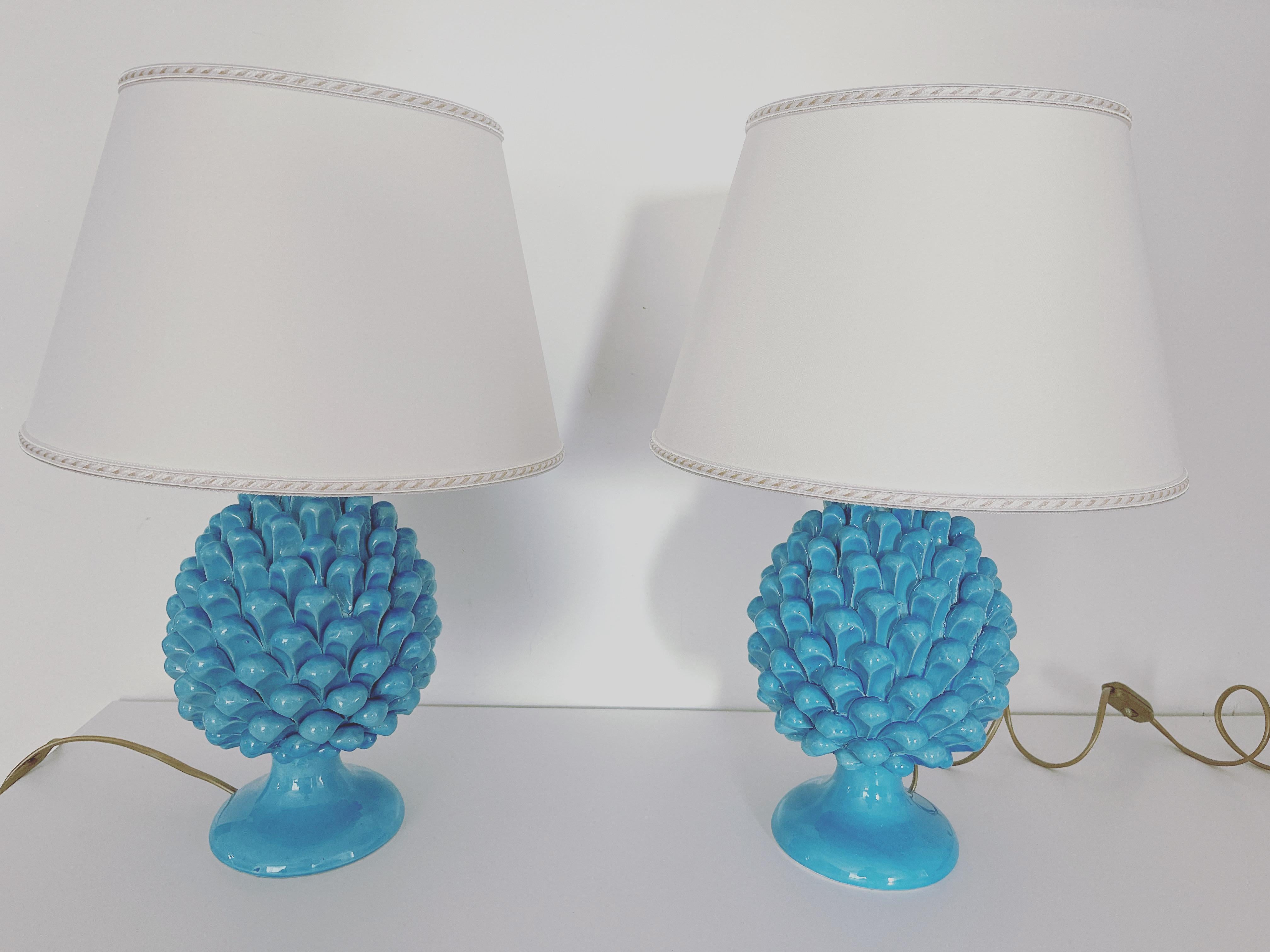 Caltagirone blue ceramics a pair of table lamps

Perfect condition, functioned.

 