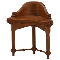 Calvet Stool, Antonio Gaudí