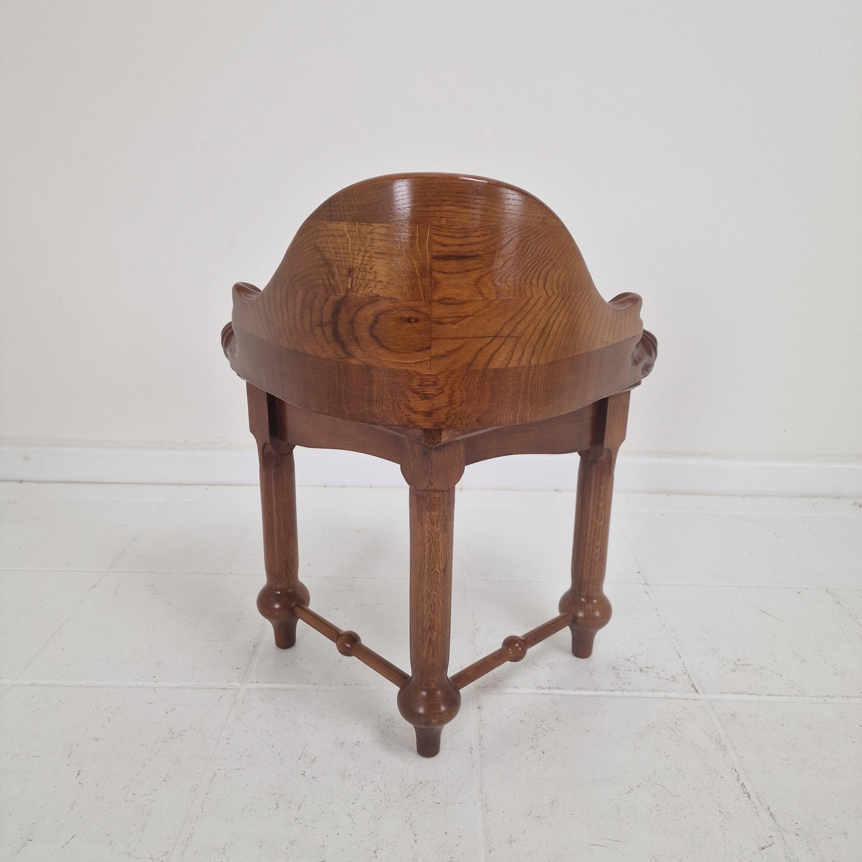 Calvet Hocker von Antoni Gaudí neu aufgelegt von BD Design im Angebot 2
