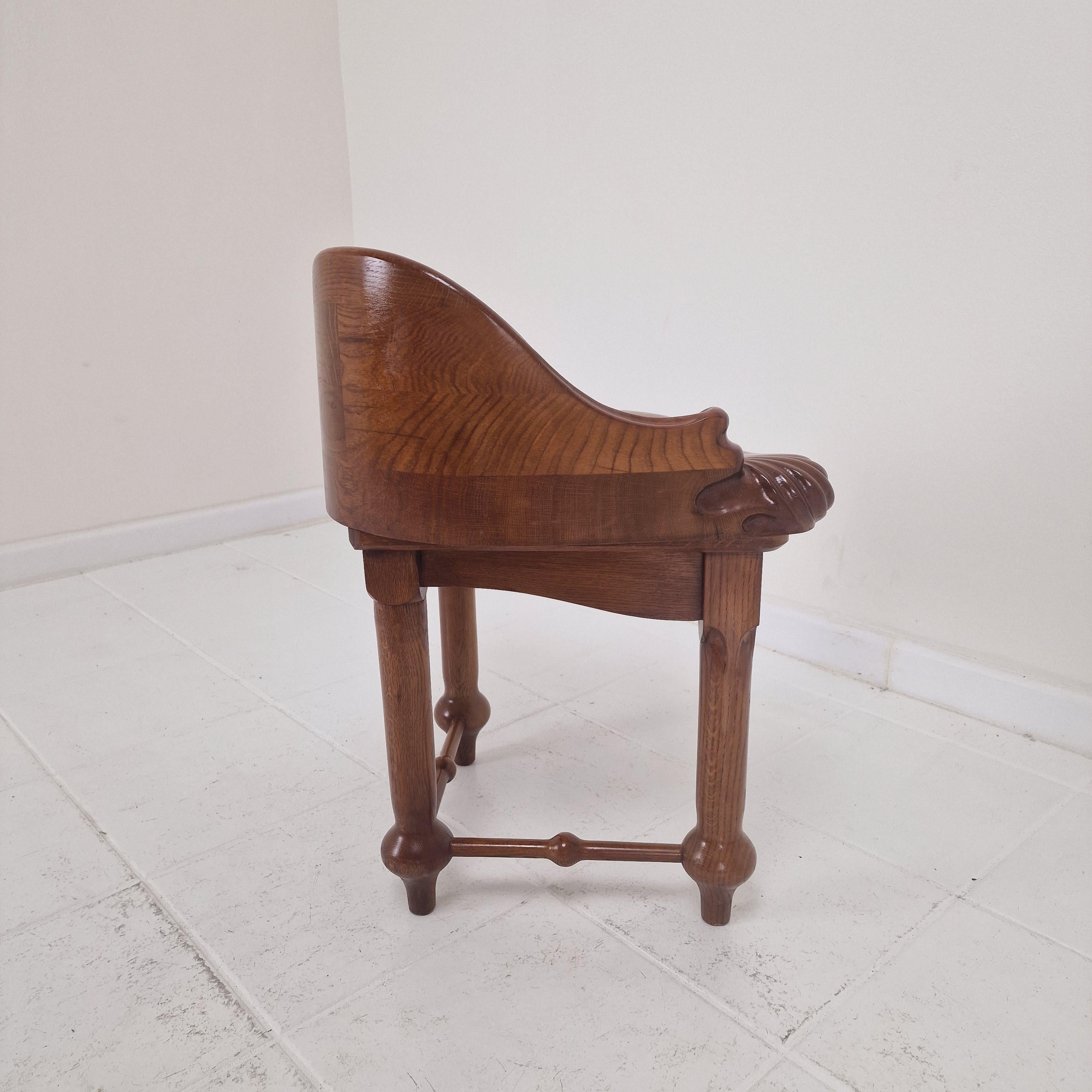 Calvet Hocker von Antoni Gaudí neu aufgelegt von BD Design im Angebot 3