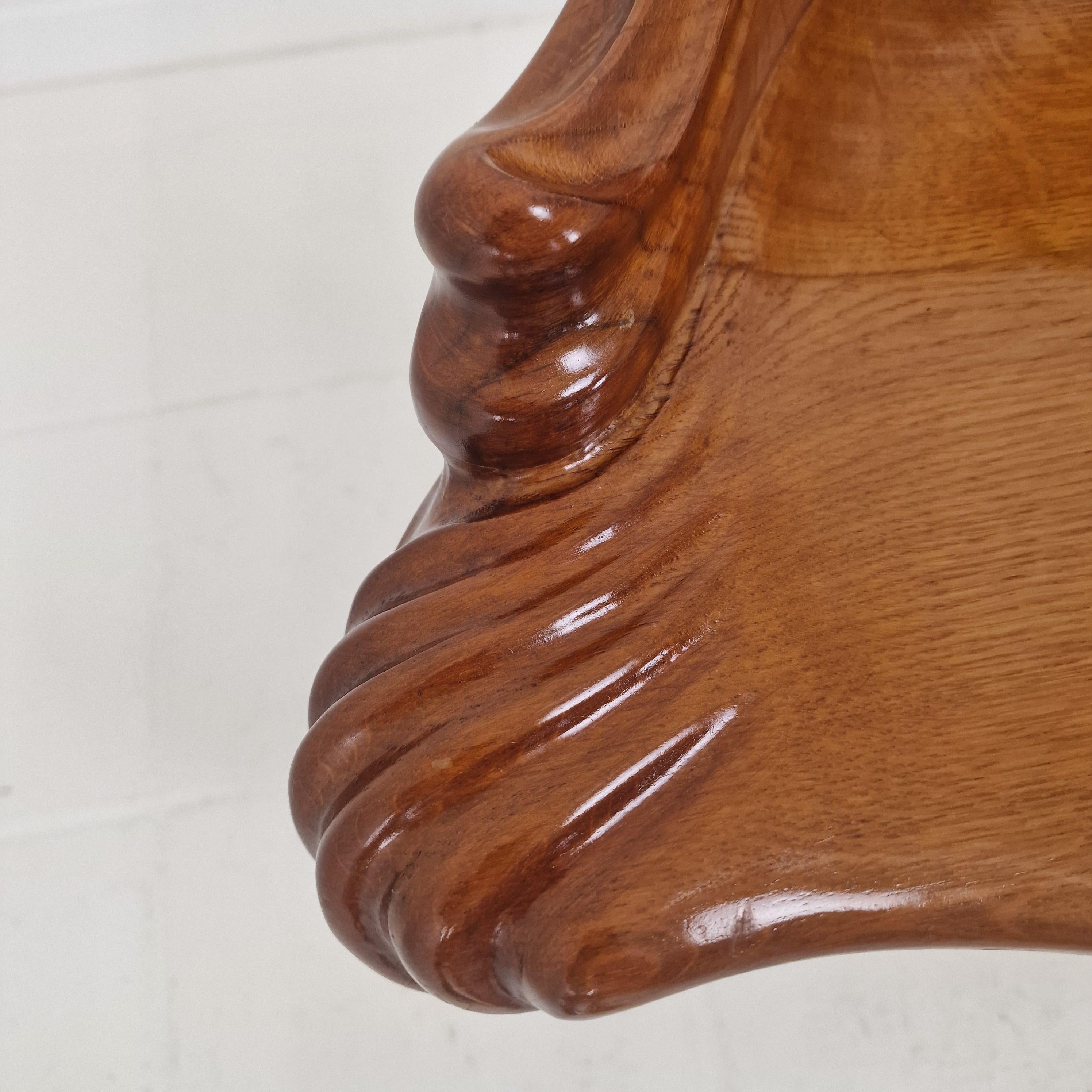 Calvet Hocker von Antoni Gaudí neu aufgelegt von BD Design im Angebot 9