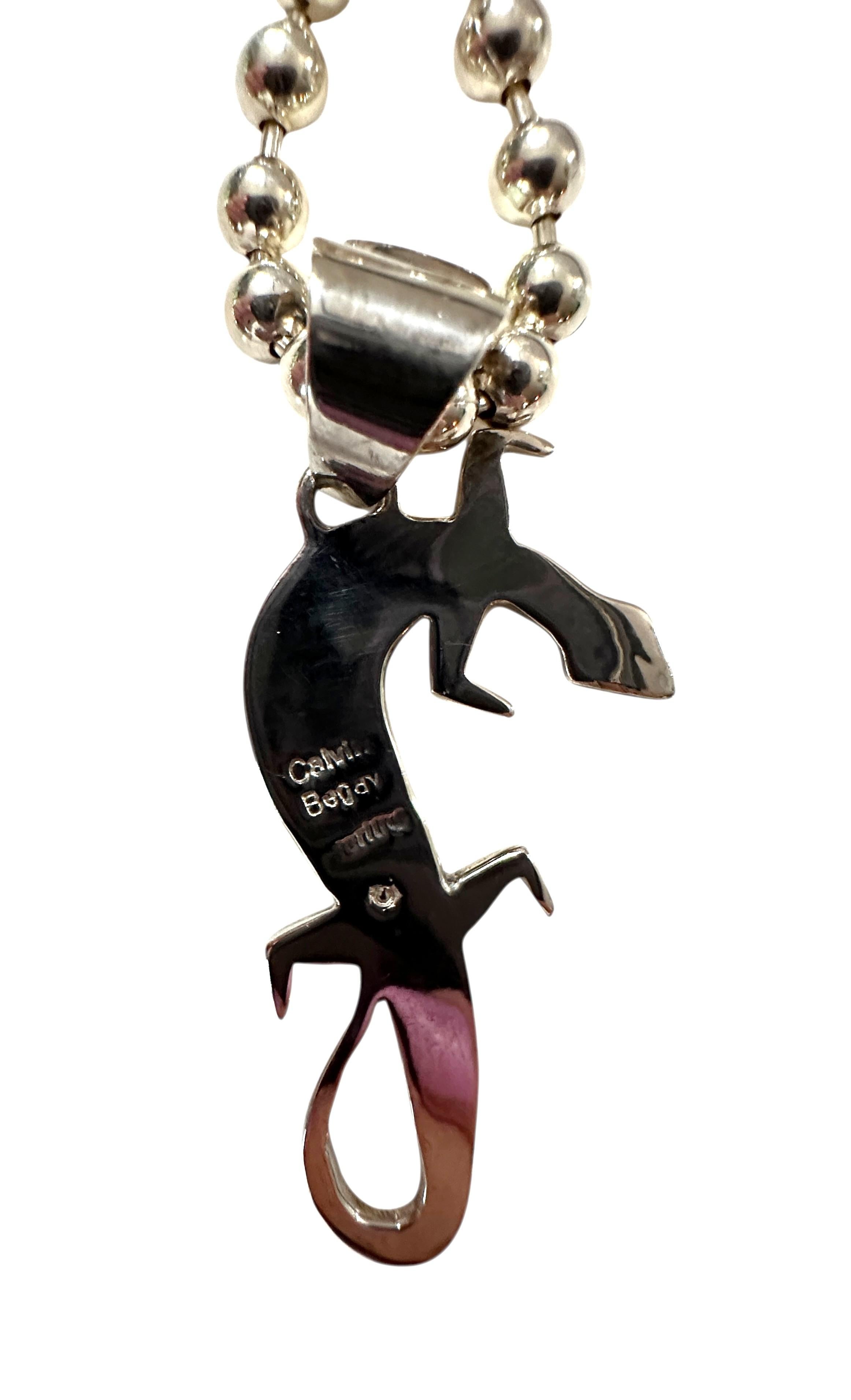 Calvin Begay Collana con ciondolo a forma di geco in argento sterling con opale di fuoco e ghiaccio in vendita 8