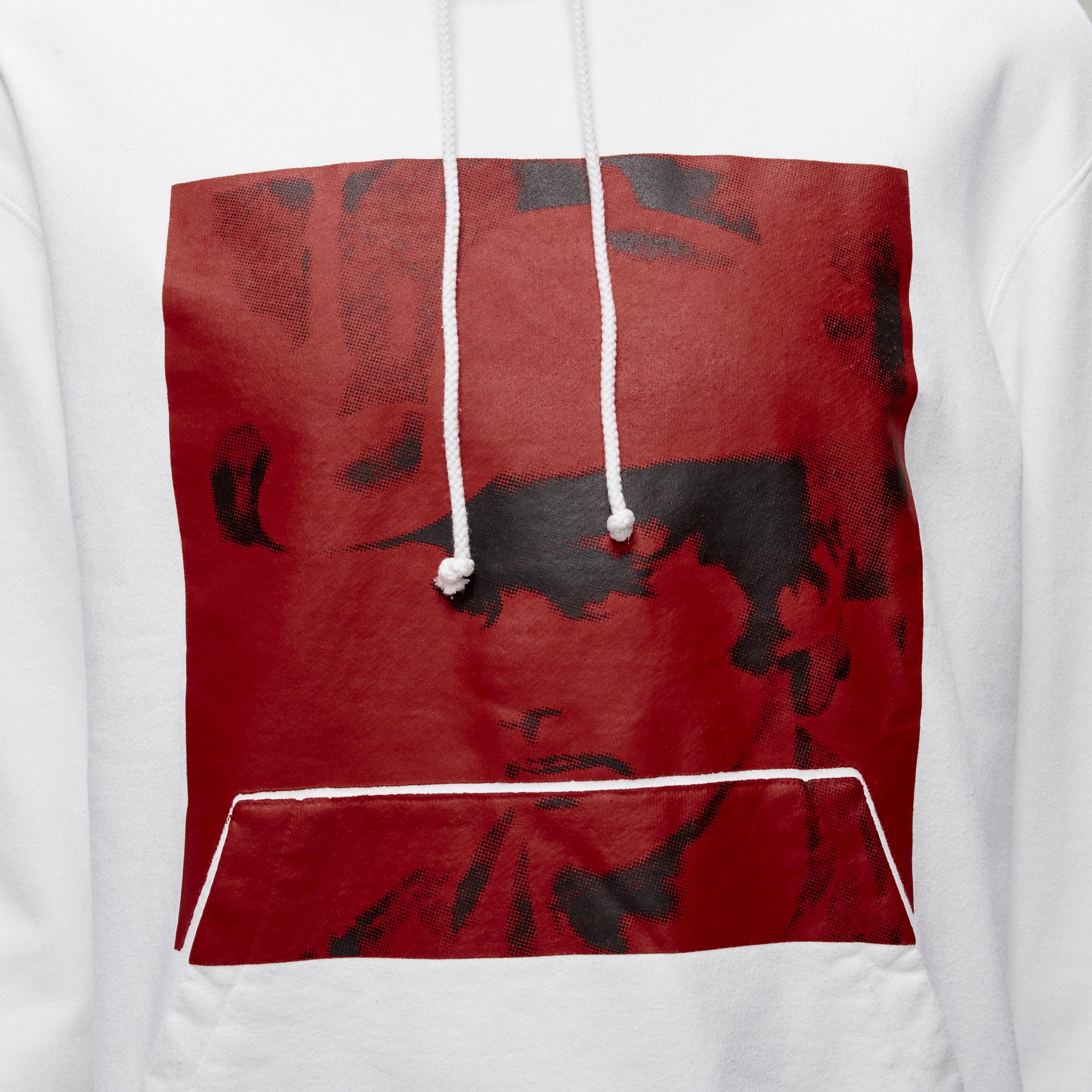 CALVIN KLEIN 205W39NYC 2018 ANDY WARHOL red Cowboy print hoodie M
Reference: YNWG/A00113
Brand: Calvin Klein
Designer: Raf Simons
Collection: 205W39NYC 2018 ANDY WARHOL
Material: Cotton
Color: Red, White
Pattern: Photographic Print
Closure: