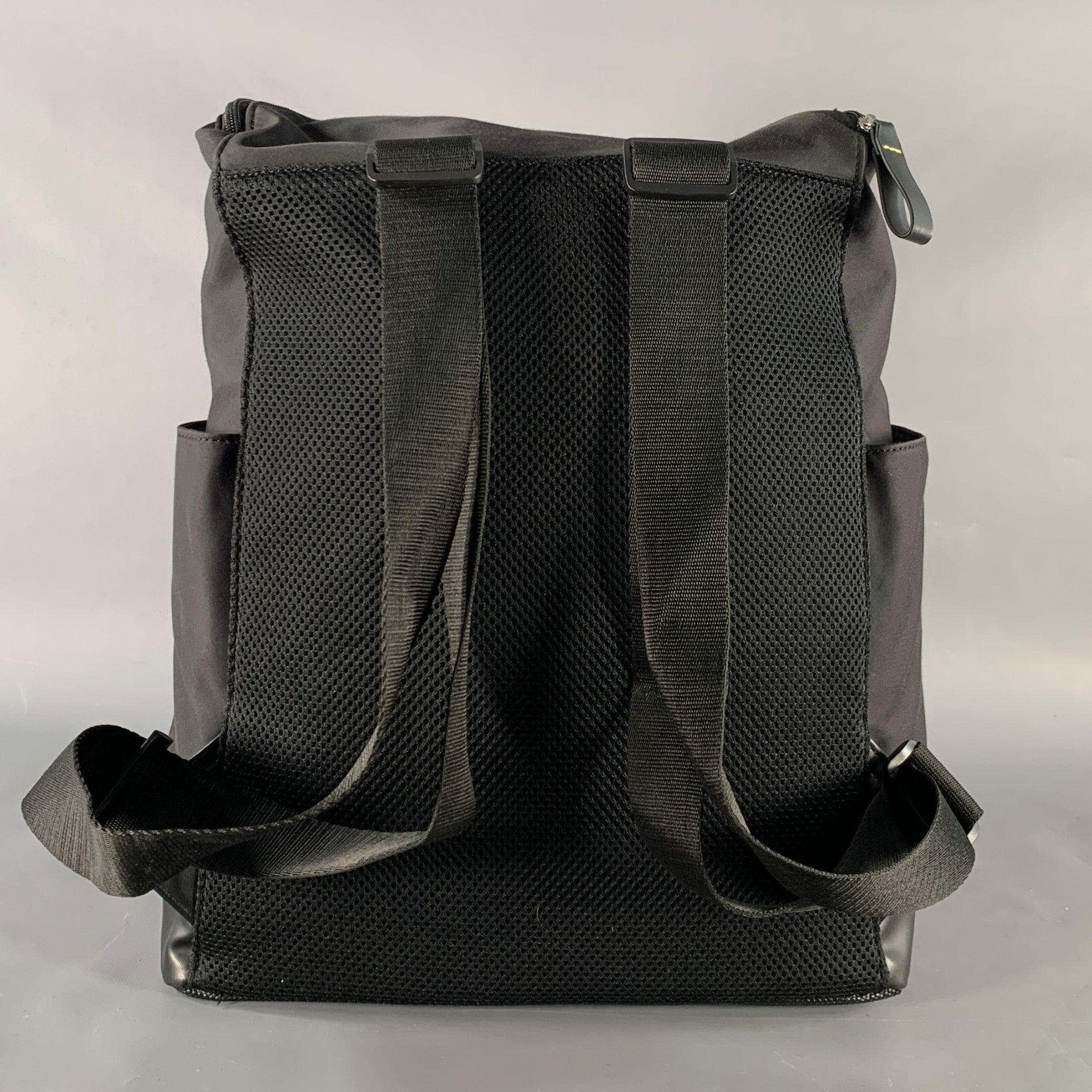 De los hombres CALVIN KLEIN Bolsa mochila de nailon negro en venta