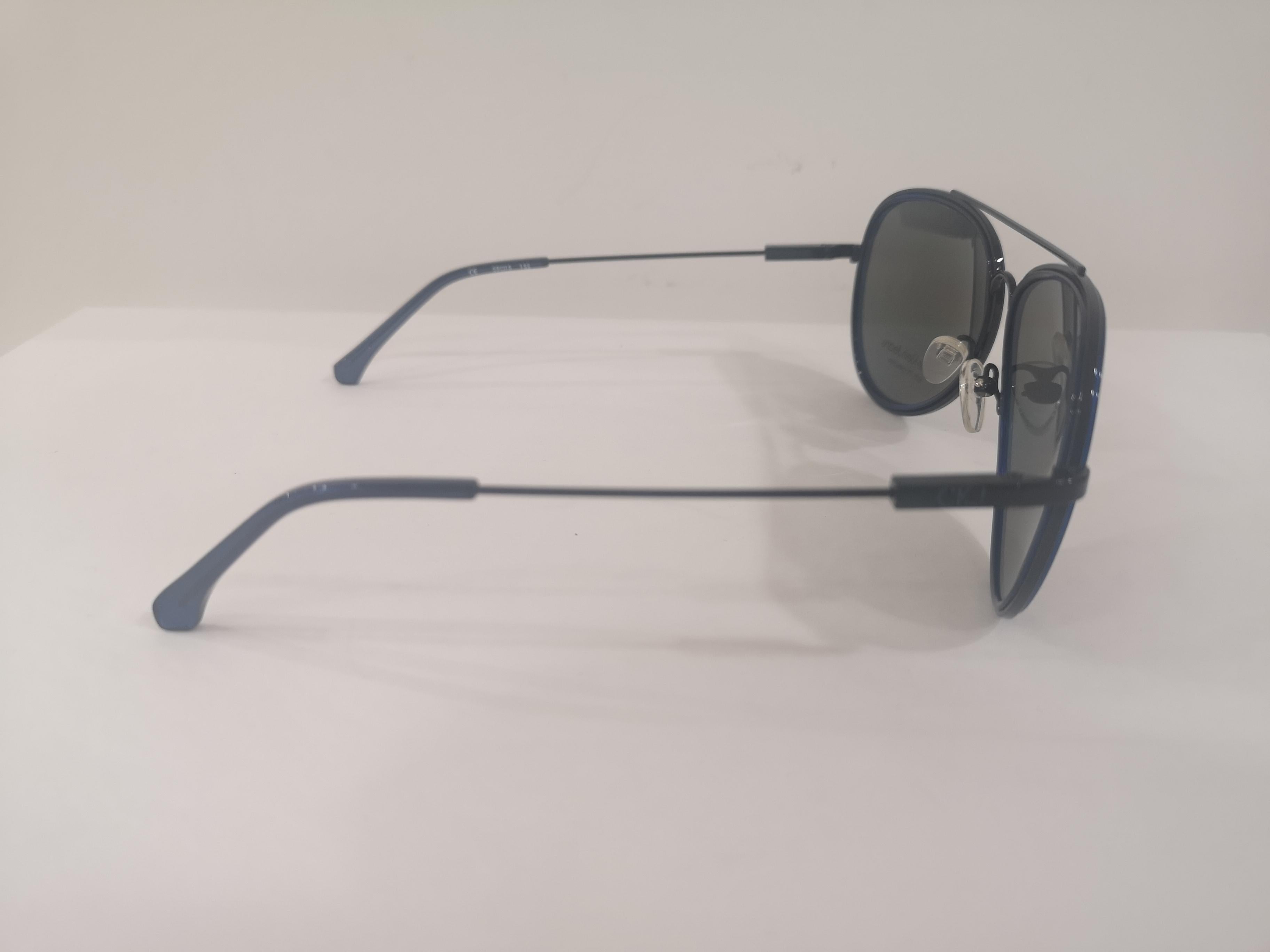Women's or Men's Calvin Klein sunglasses NWOT For Sale
