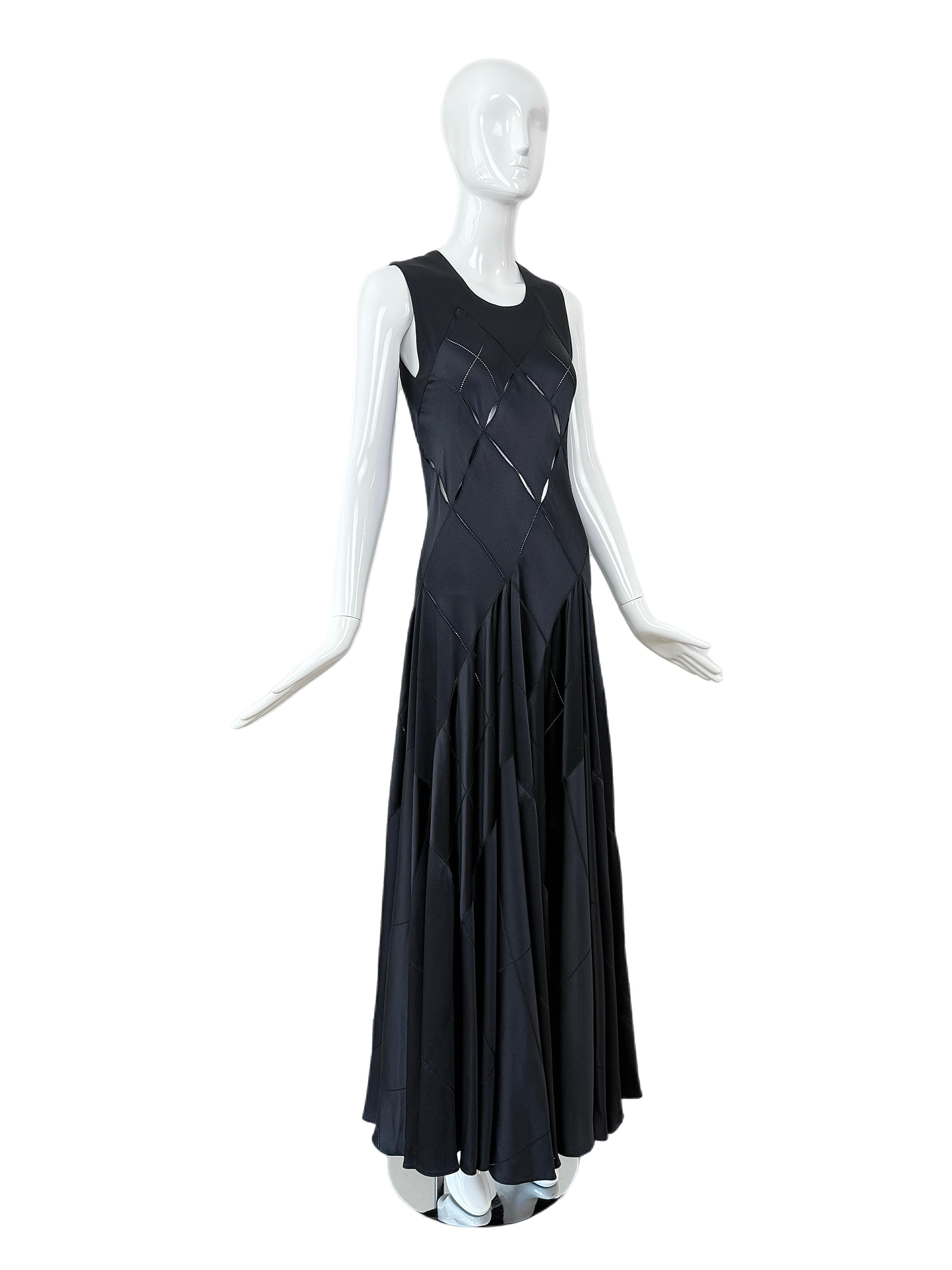 CALVIN KLEIN COLLECTION 2002 Vintage Runway Silk Cut Out Abendkleid Maxikleid im Angebot 3