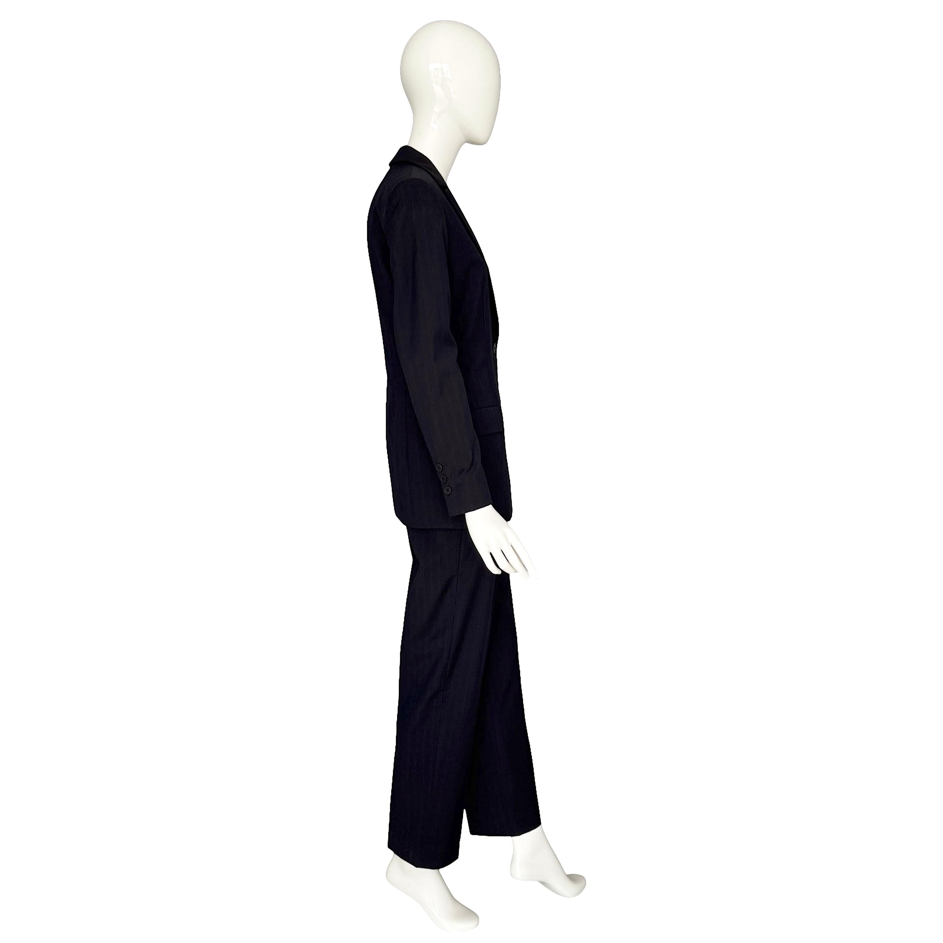 De las mujeres Calvin Klein Collection by Calvin Vintage Traje a rayas a medida de los años 90 en venta