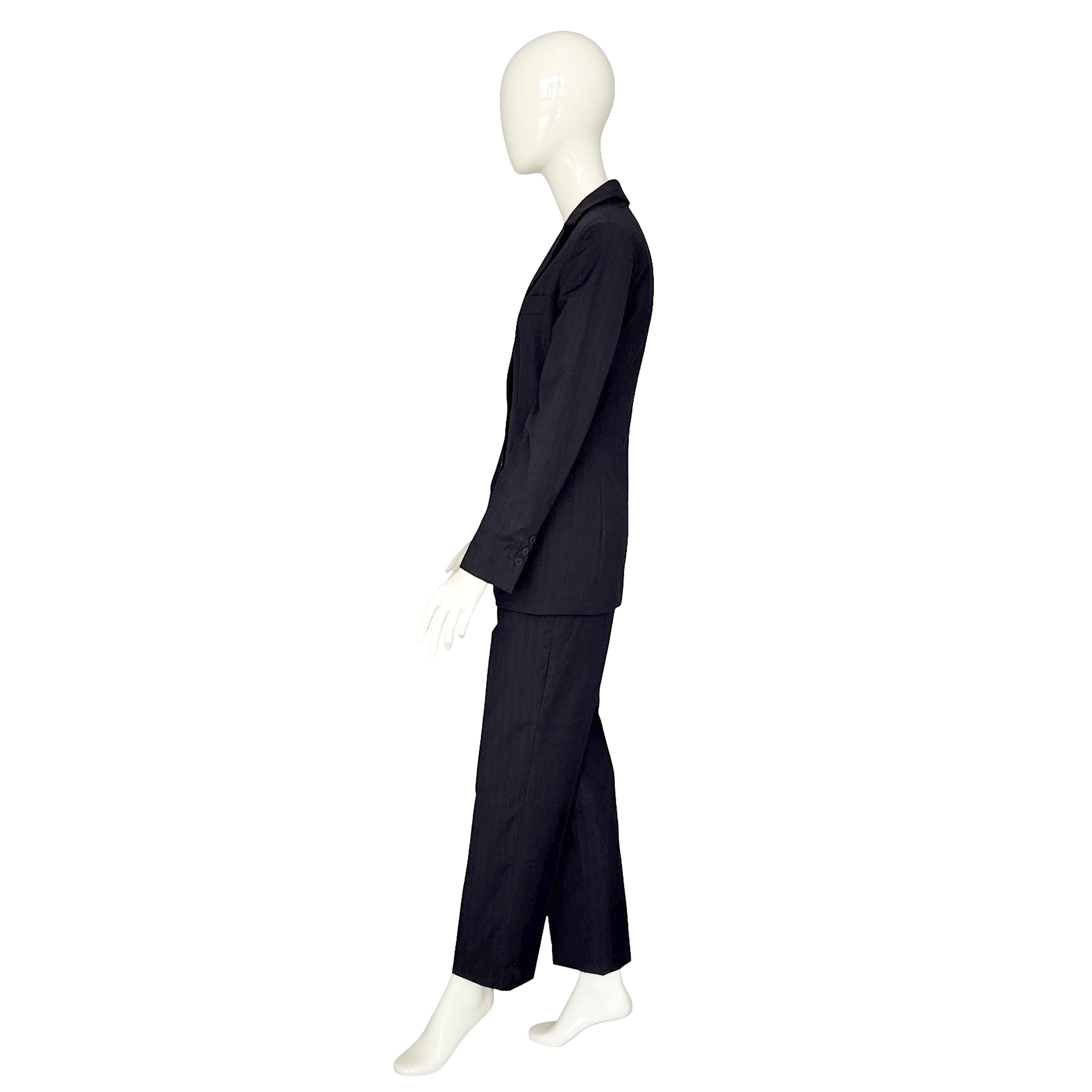 Calvin Klein Collection by Calvin Vintage Traje a rayas a medida de los años 90 en venta 4