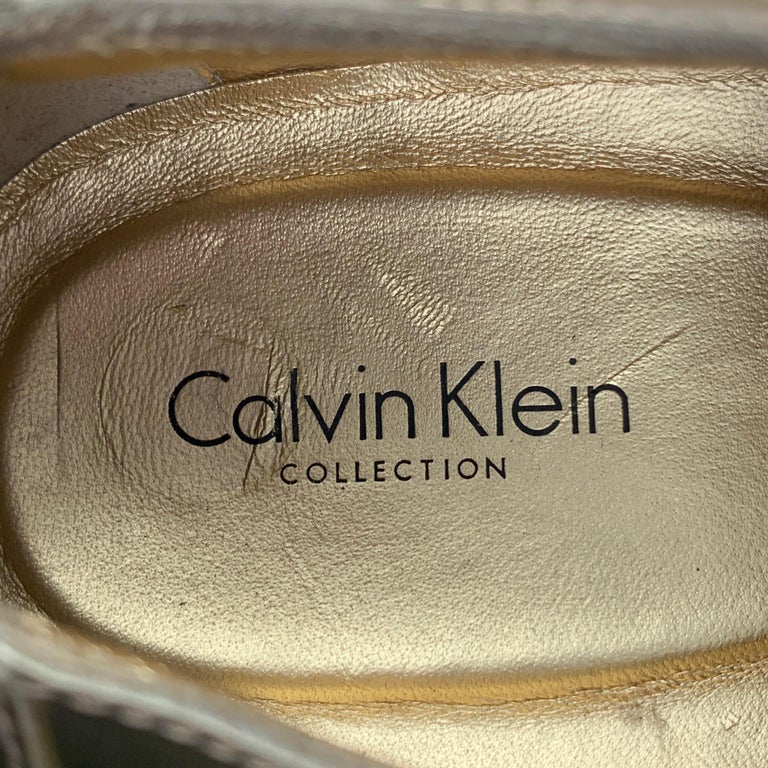 CALVIN KLEIN COLLECTION Size 12 Gold Leather Lace Up Shoes For Sale 3