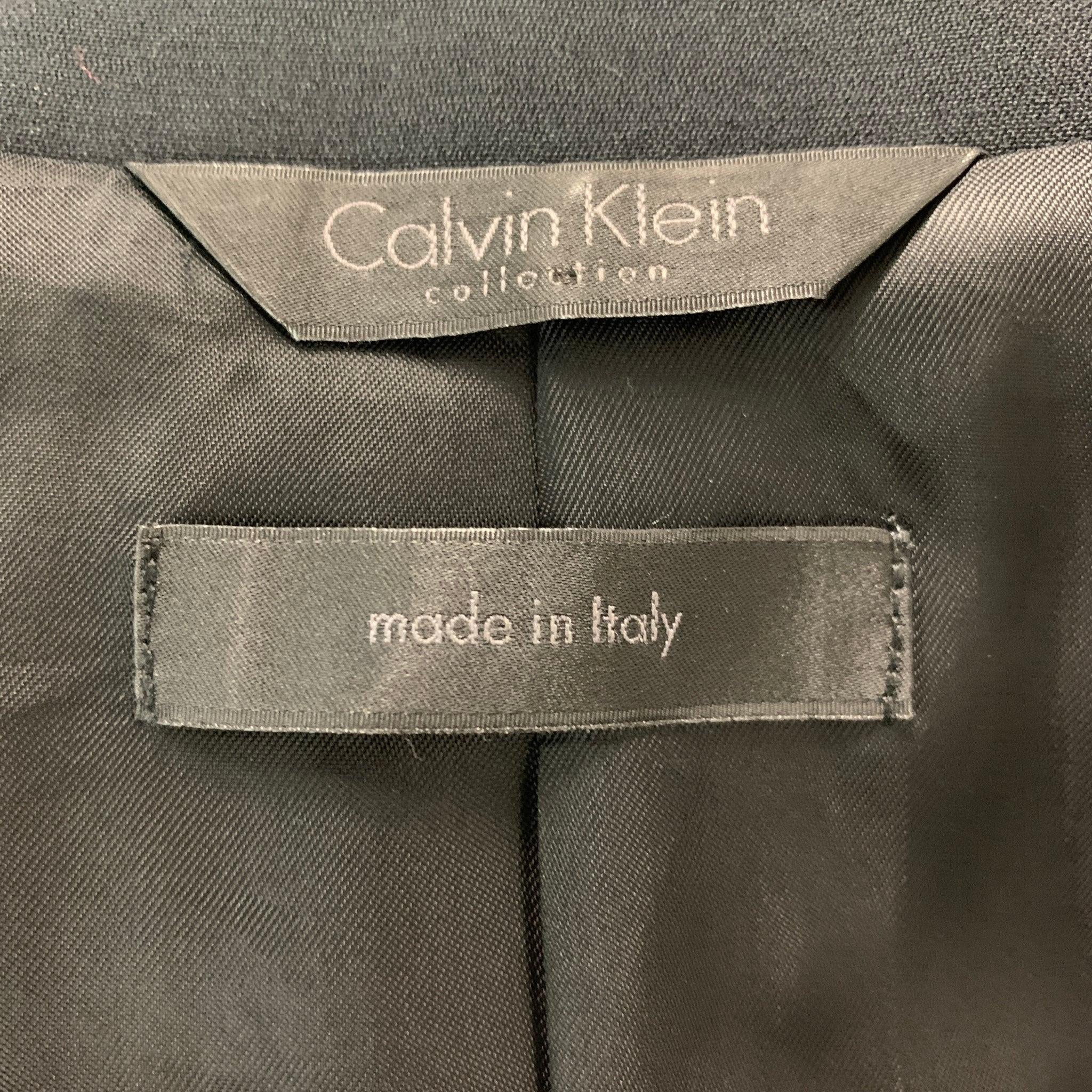CALVIN KLEIN COLLECTION Size 34 Black Solid Wool Peak Lapel Tuxedo For Sale 7