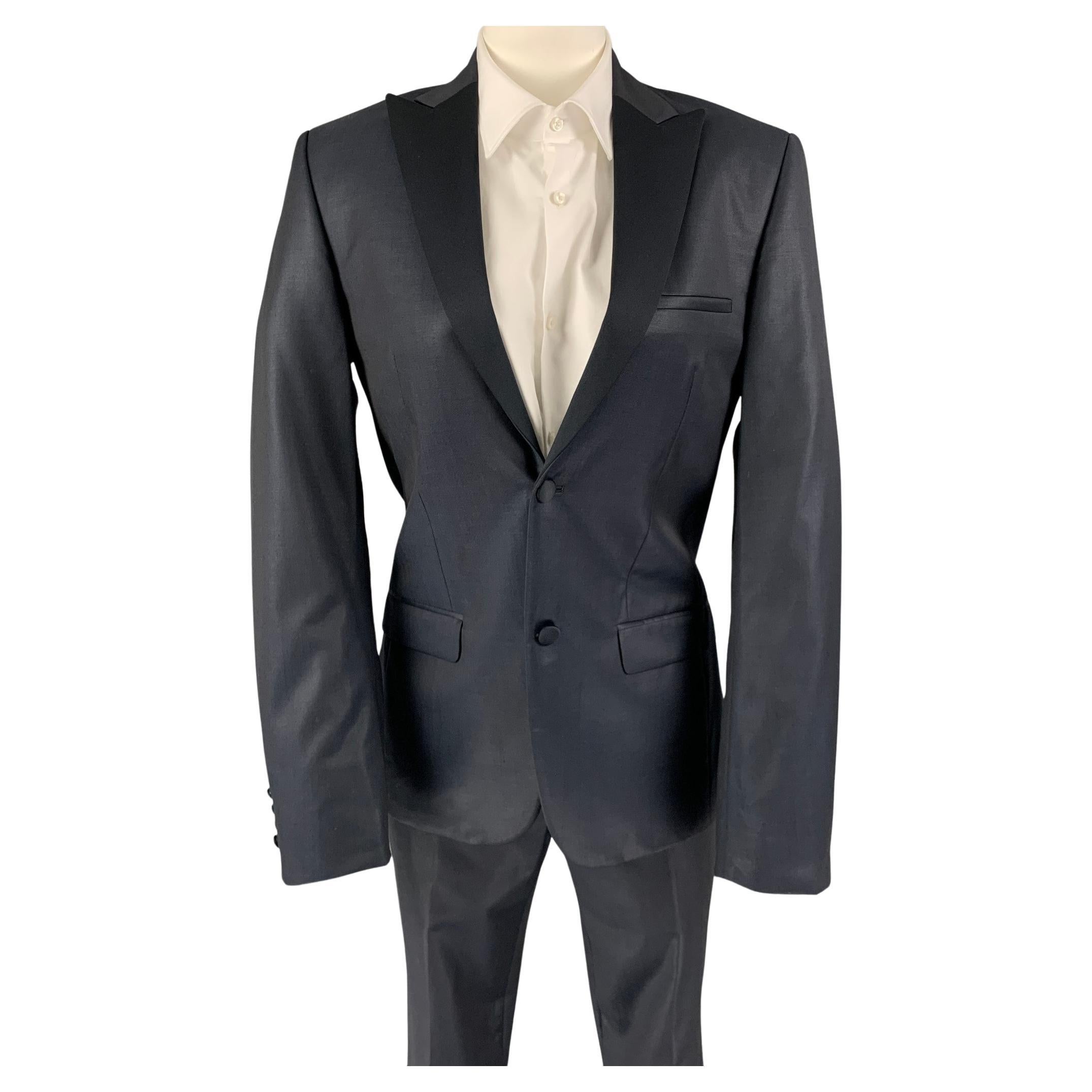 CALVIN KLEIN COLLECTION Size 34 Navy Black Wool Peak Lapel Tuxedo Suit